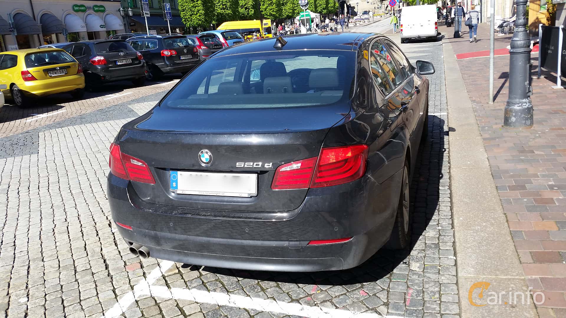 BMW 520d Sedan  Manual, 184hp, 2011