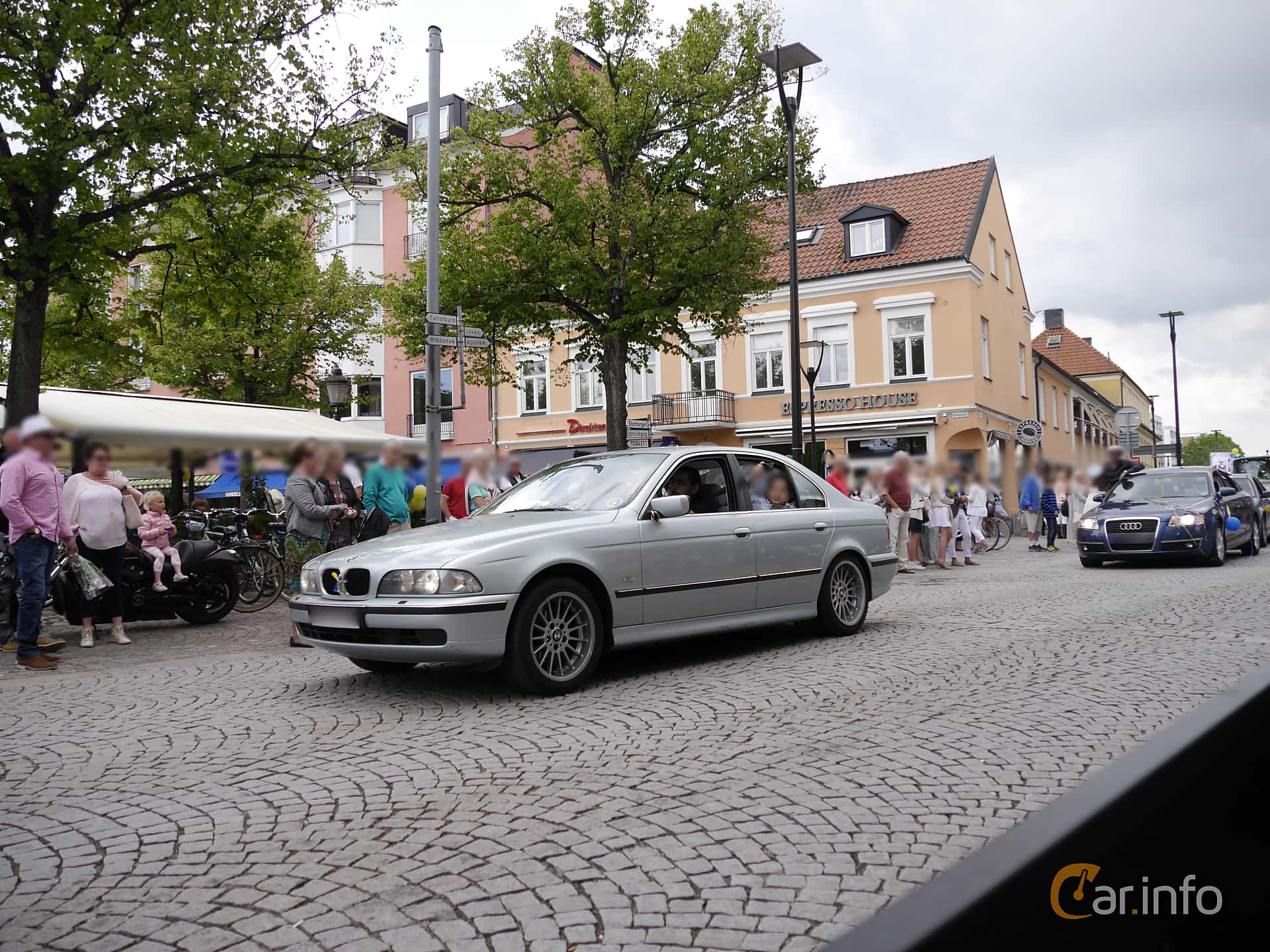 BMW 520i Sedan  Manual, 150hp, 2000