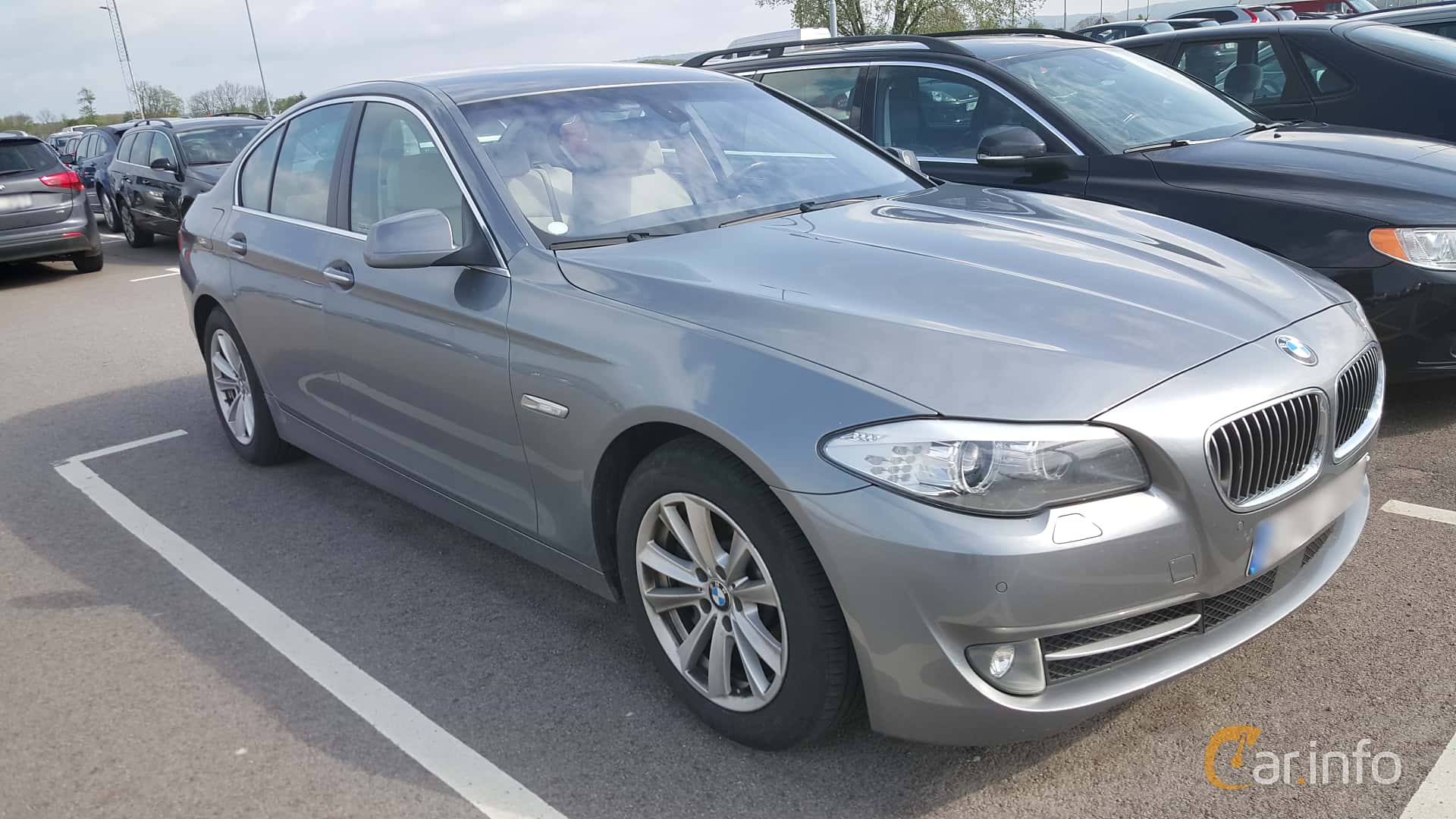 BMW 530d xDrive Sedan  Steptronic, 258hp, 2011