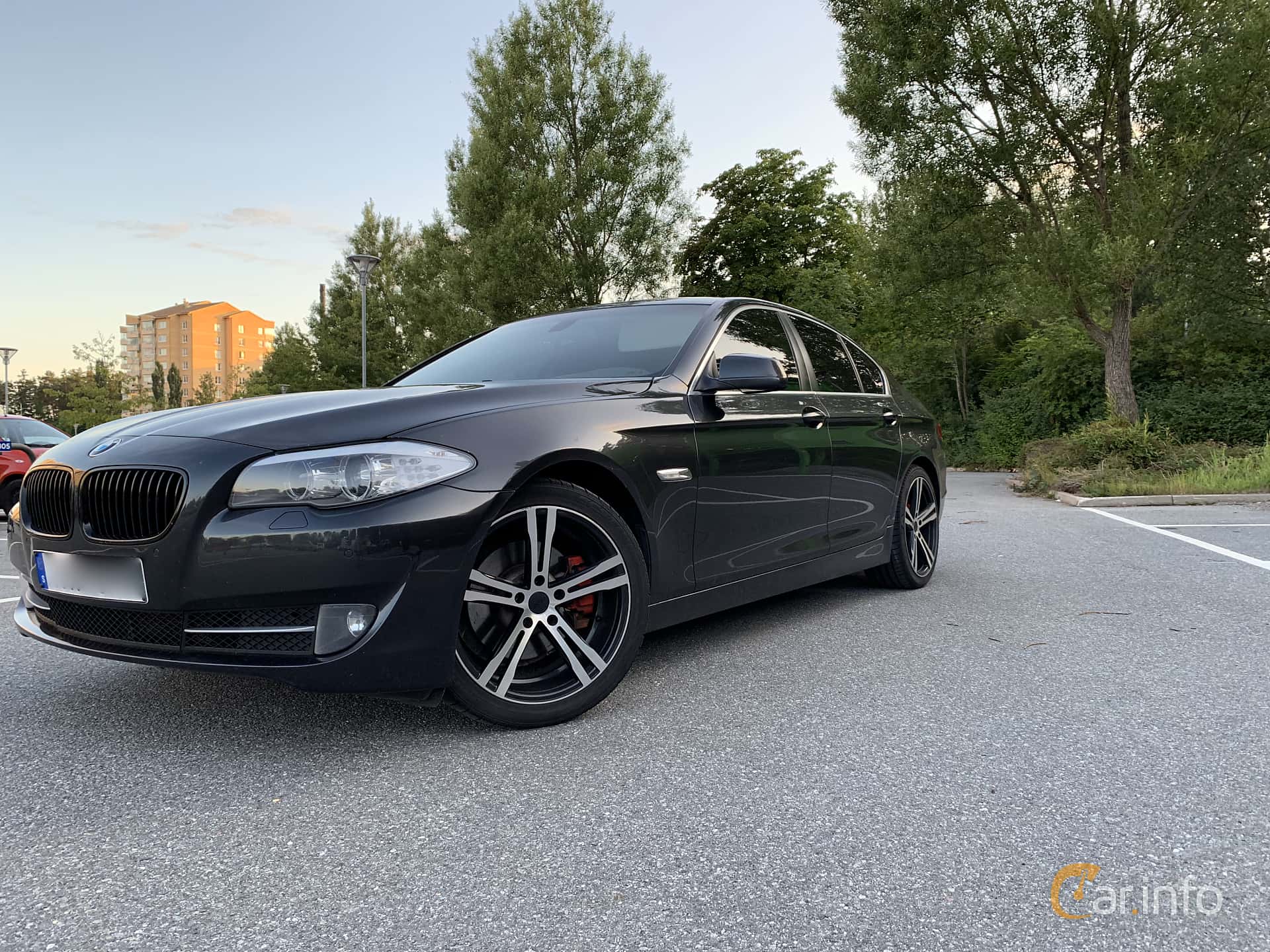 BMW 520d Sedan  184hp, 2010