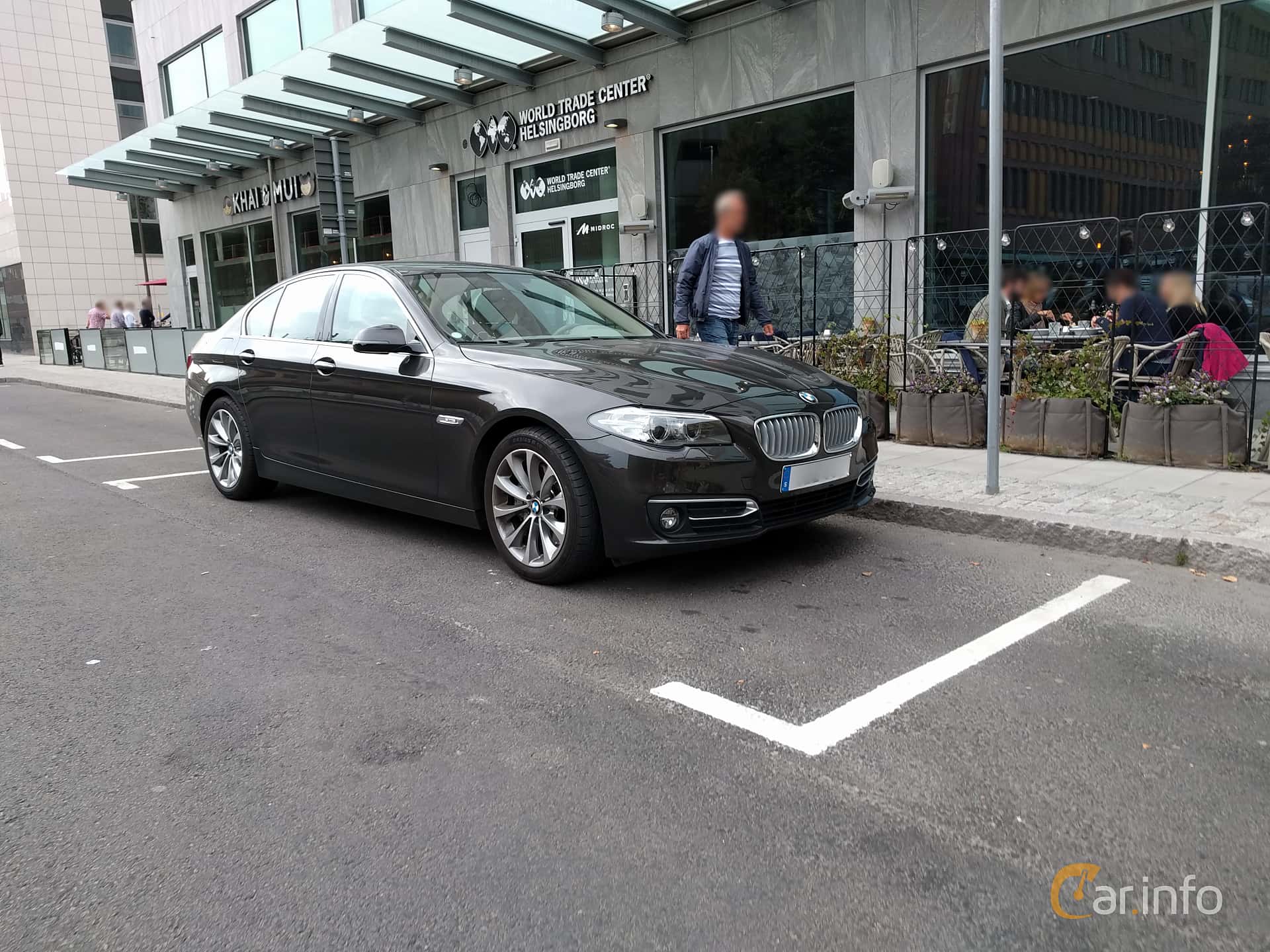 BMW 528i Sedan  Manual, 245hp, 2014