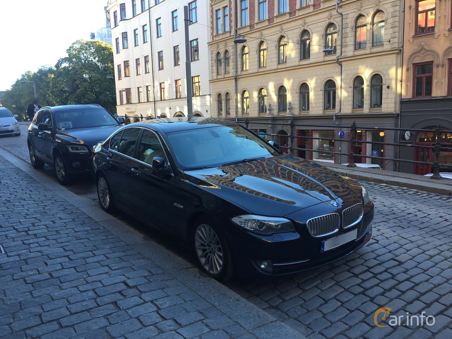 BMW 550i Sedan  408hp, 2010