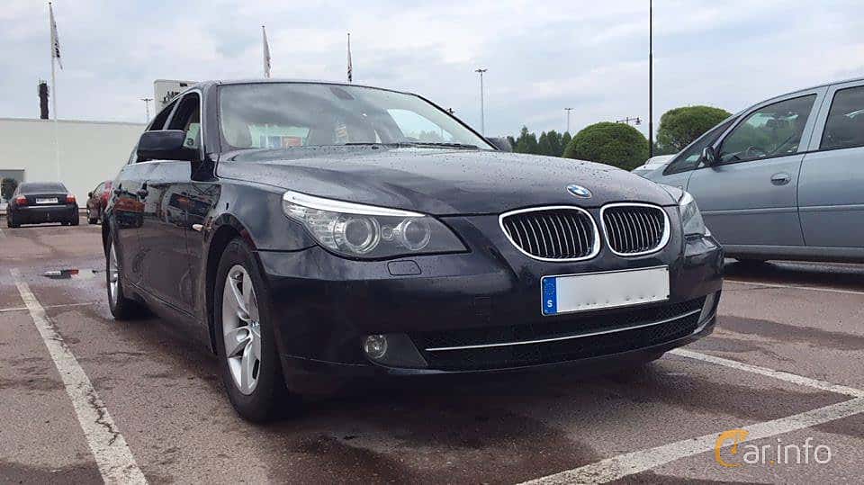 BMW 525i Sedan  Automatic, 218hp, 2009