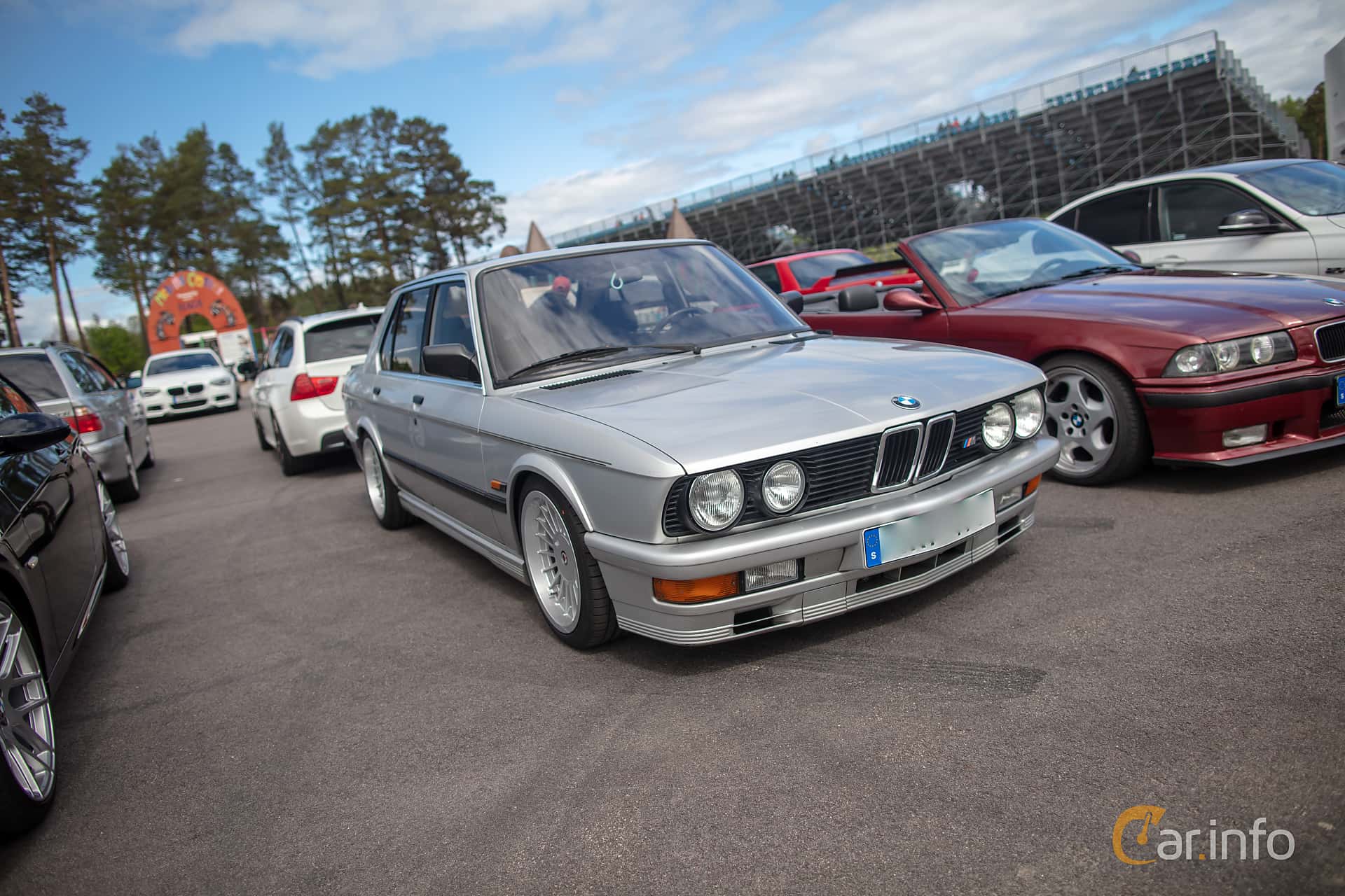 BMW 535i/M535i generation E28, Automatic, 4-speed