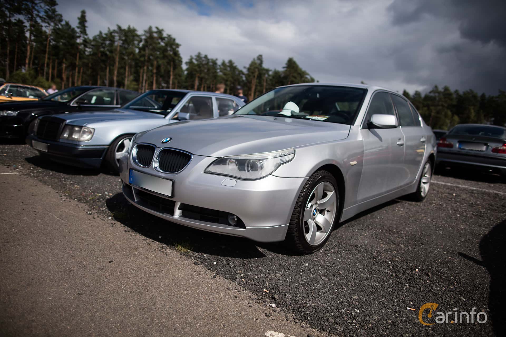 BMW 525i Sedan  Automatic, 192hp, 2004