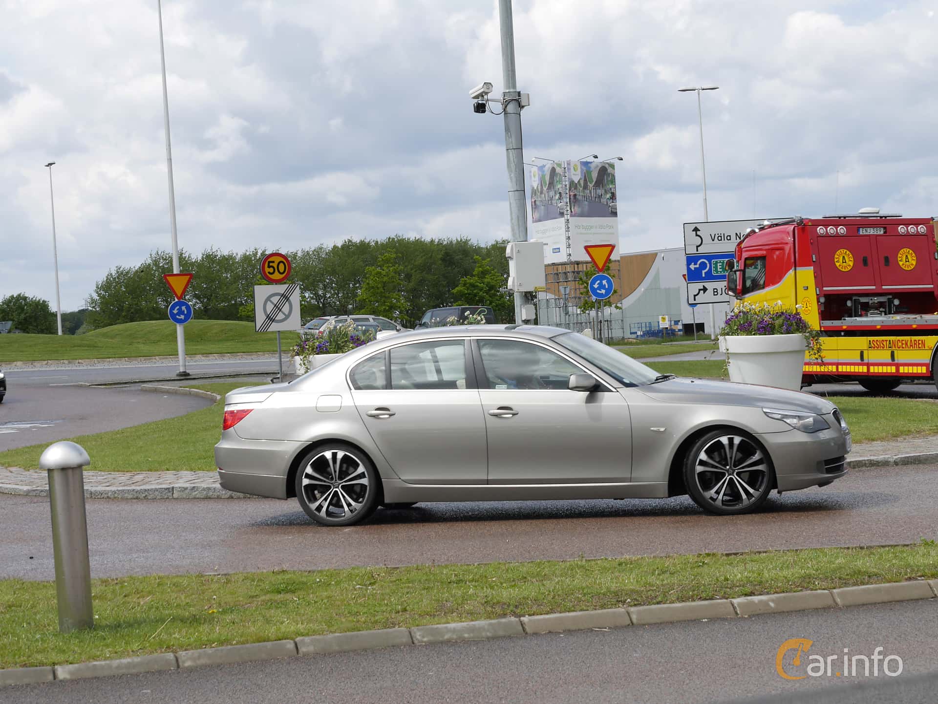 BMW 523i Sedan  Automatic, 190hp, 2008