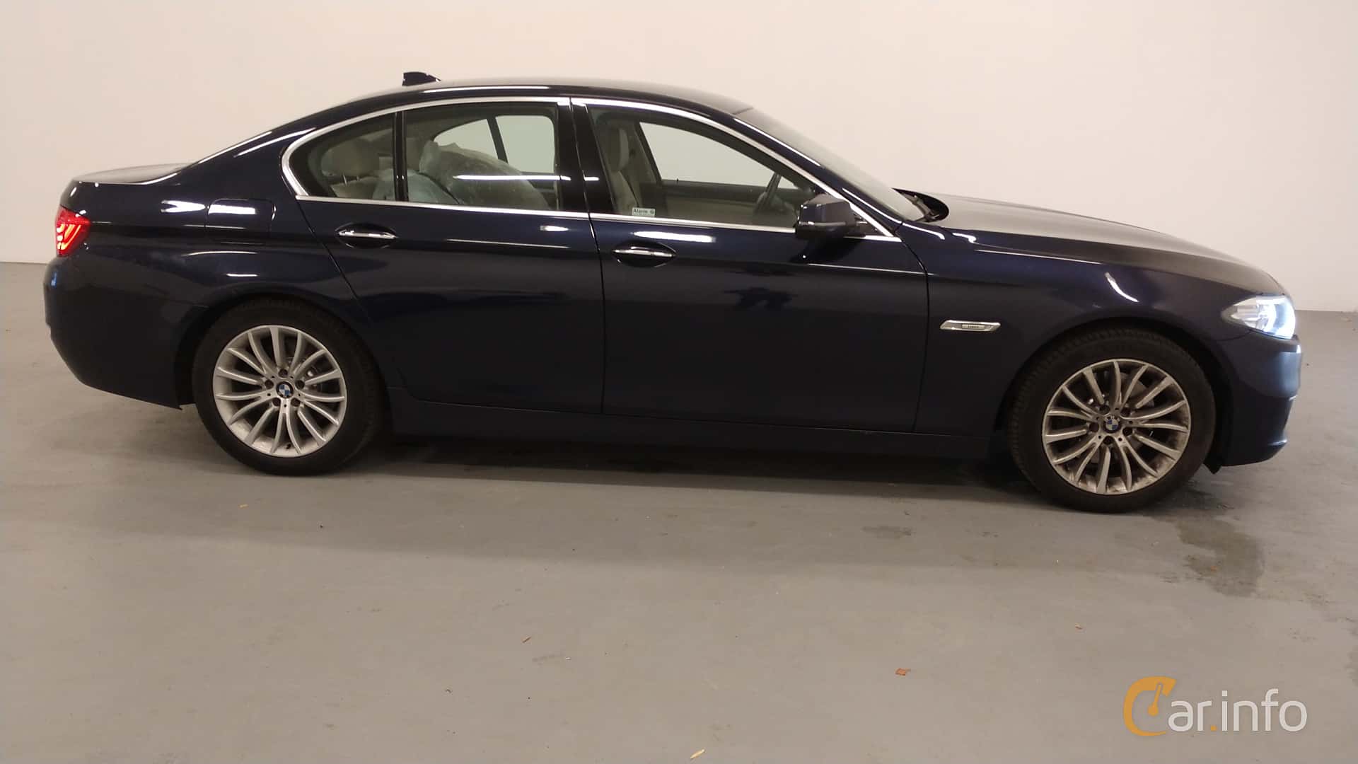BMW 528i xDrive Sedan  Steptronic, 245hp, 2014