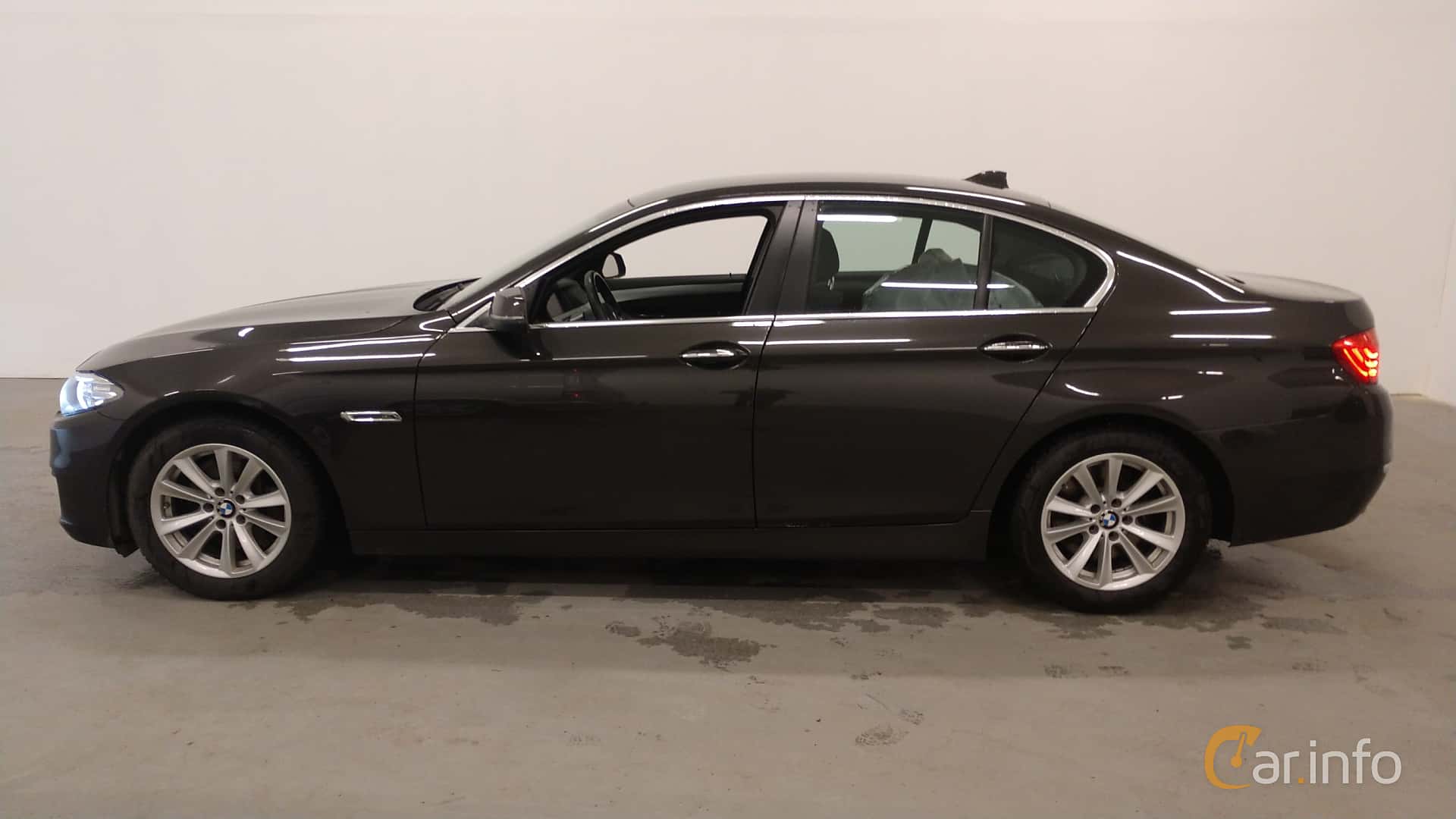 BMW 535i xDrive Sedan  Steptronic, 306hp, 2014