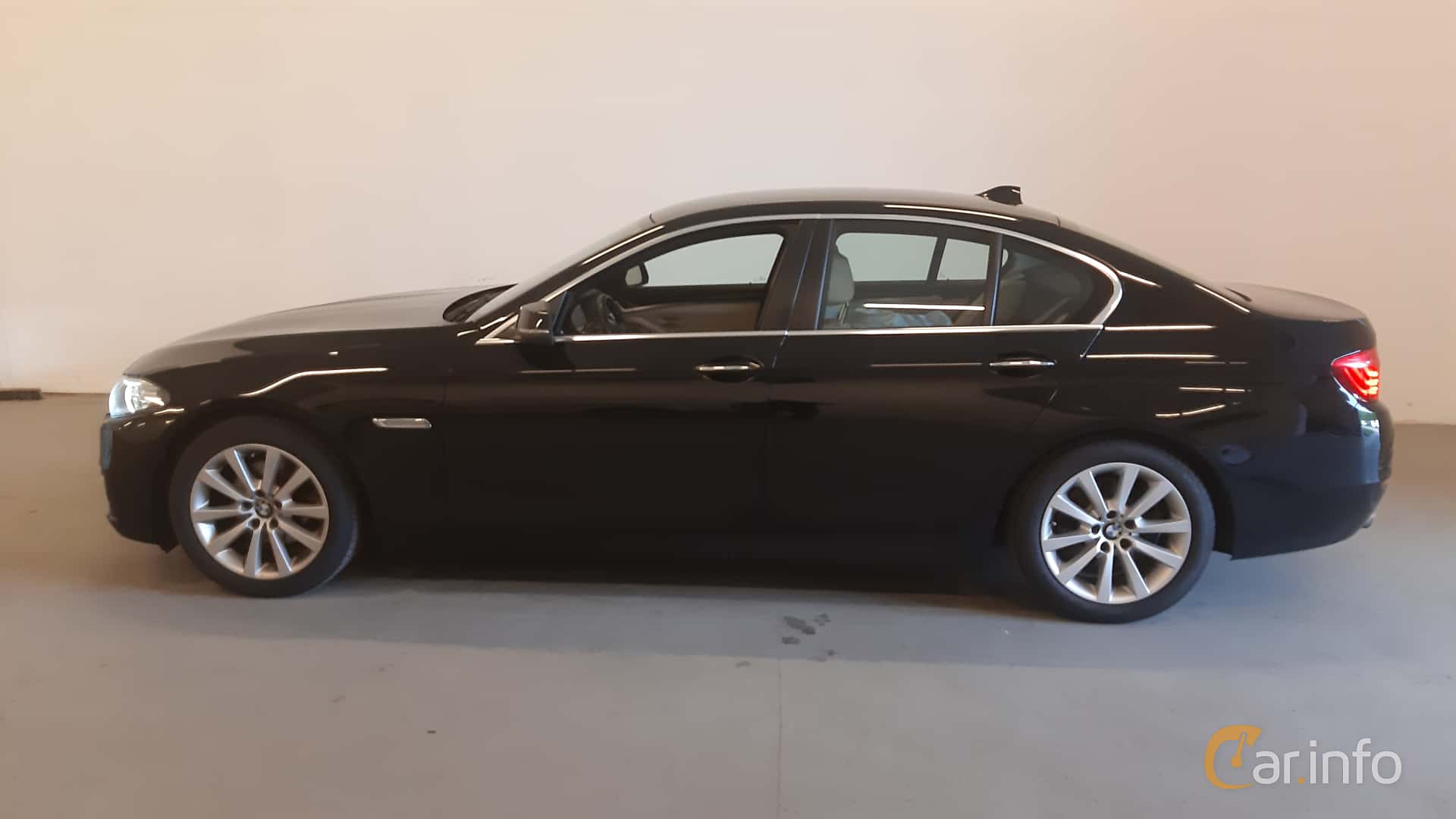 BMW 520d Sedan  Steptronic, 190hp, 2016