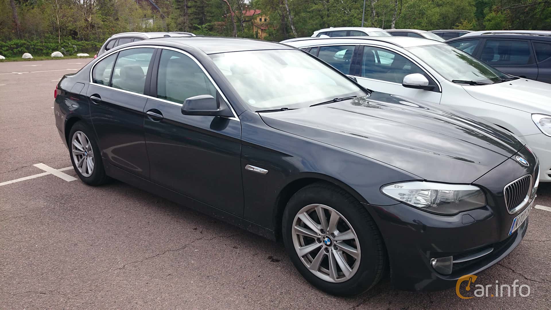 BMW 525d Sedan  204hp, 2011