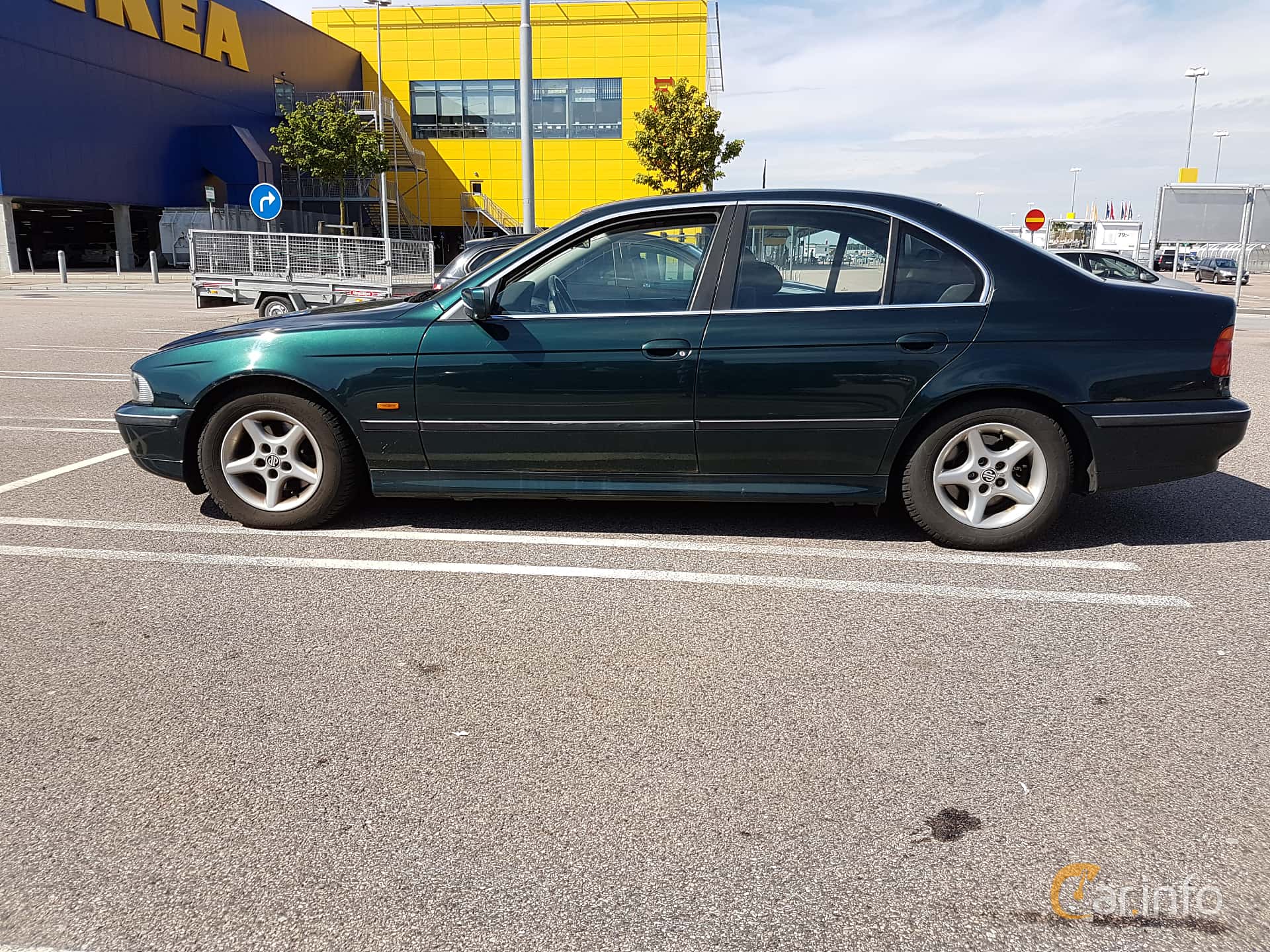 BMW 523i Sedan  170hp, 1999