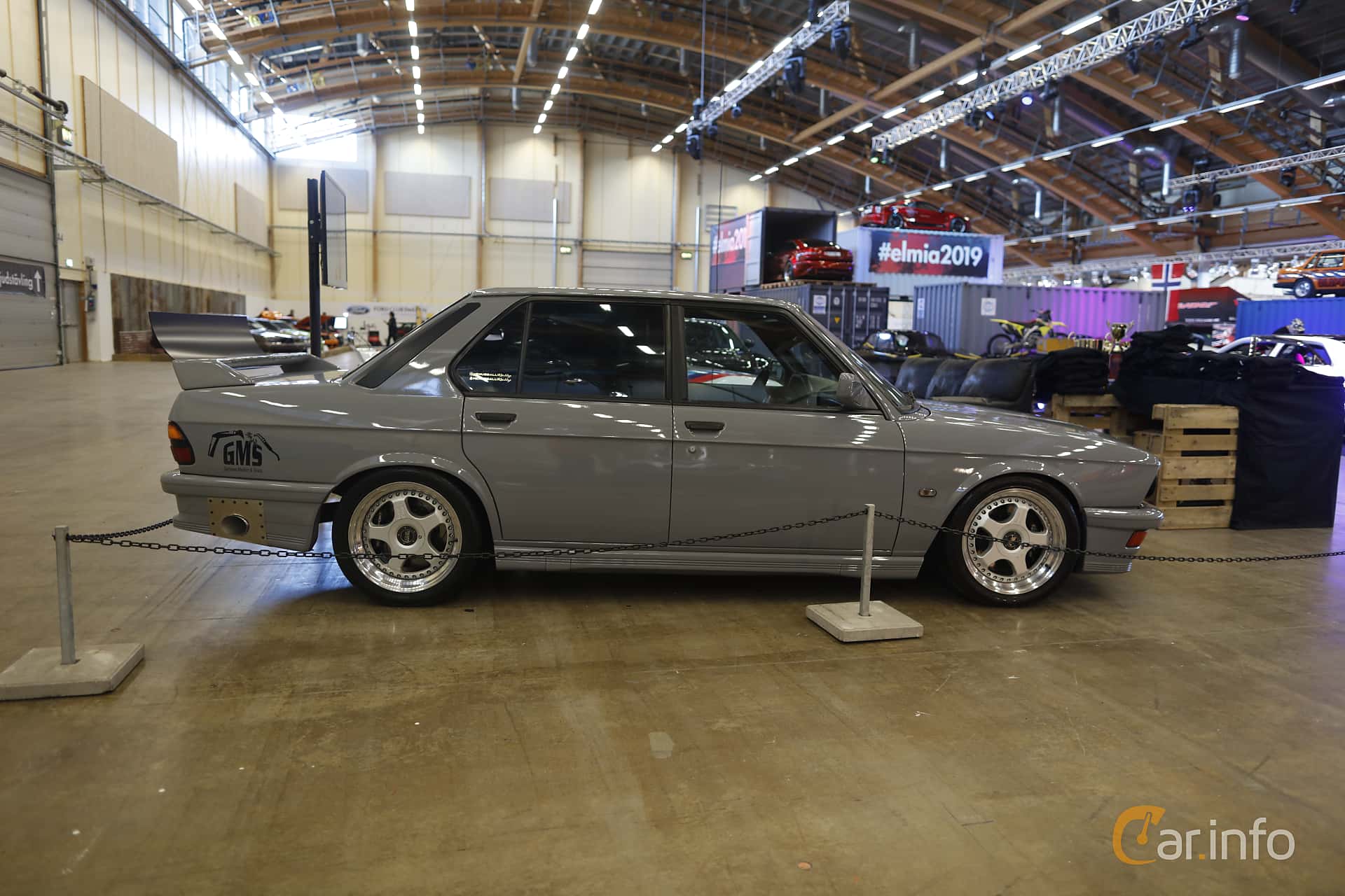 BMW 520i  Automatic, 129hp, 1986