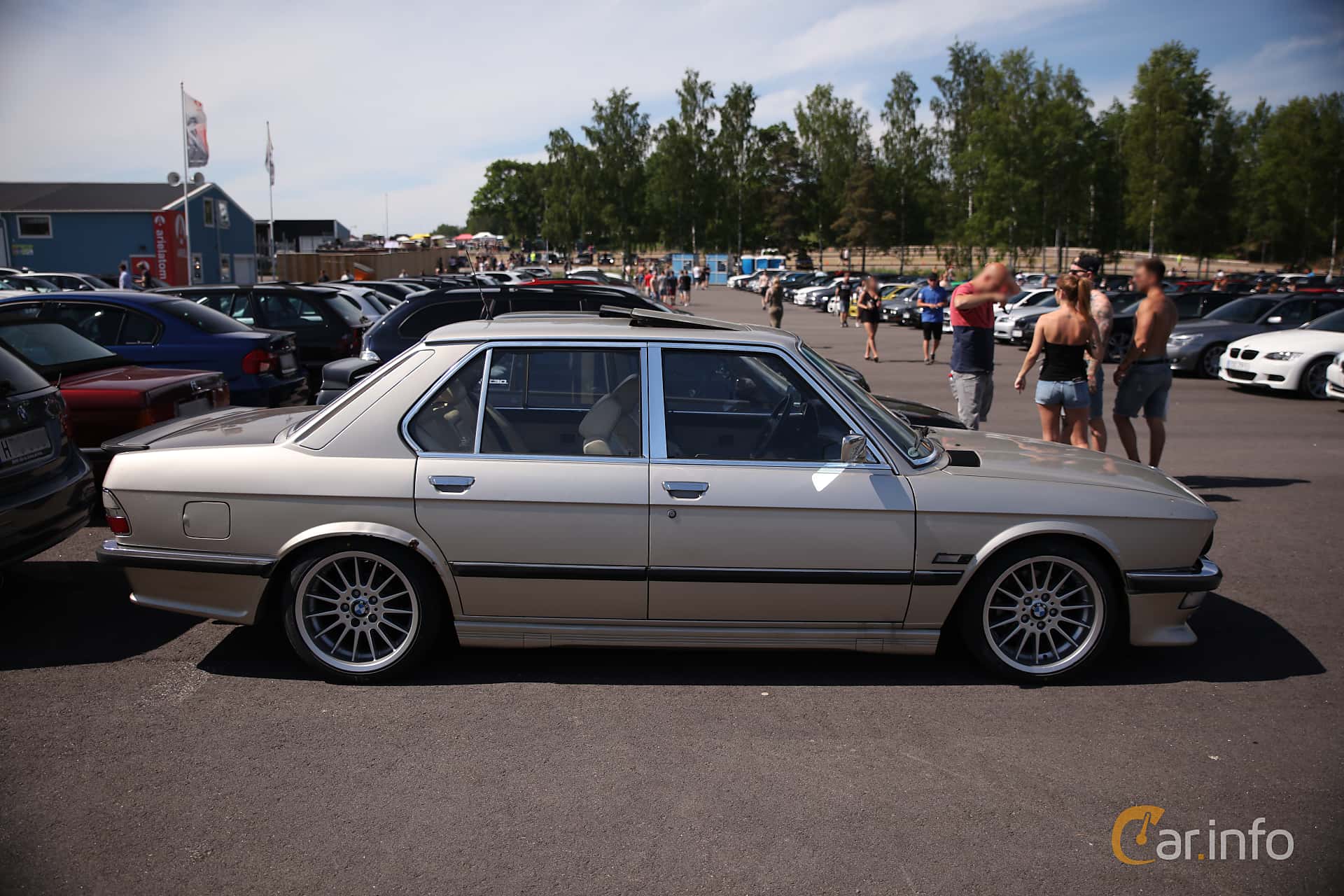 BMW 524td E28
