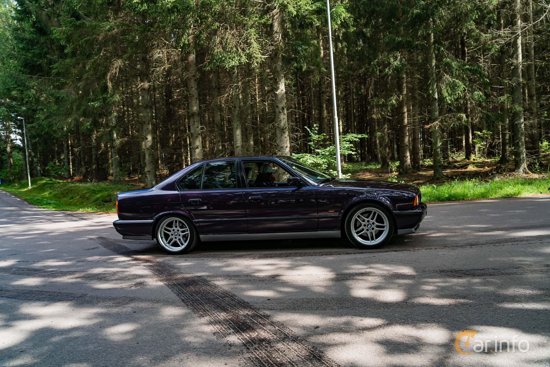 BMW M5 Sedan  Manual, 340hp, 1993