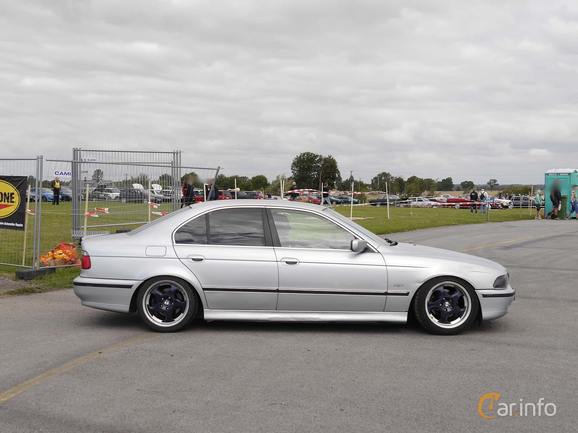 BMW 523i Sedan  170hp, 1998