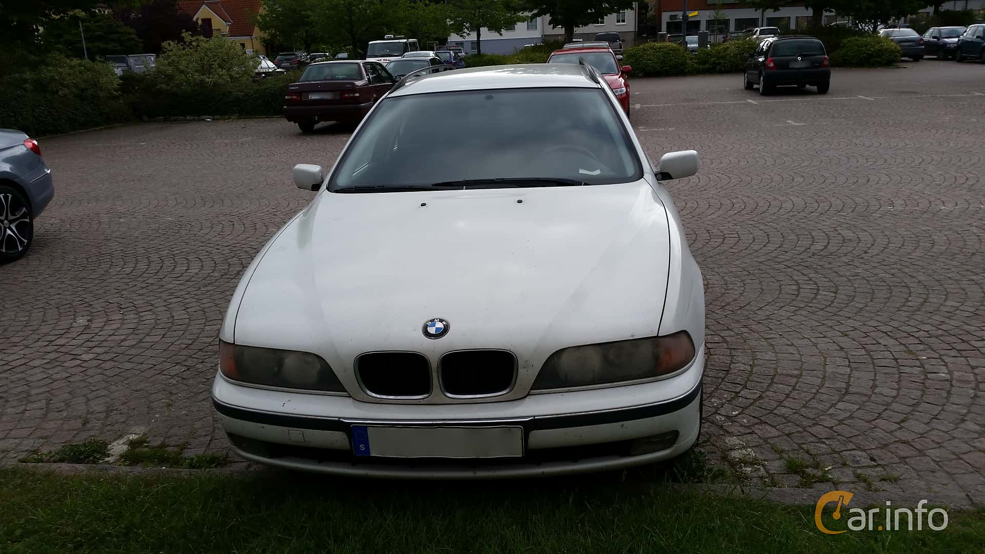 BMW 523i Touring  Automatic, 170hp, 1999