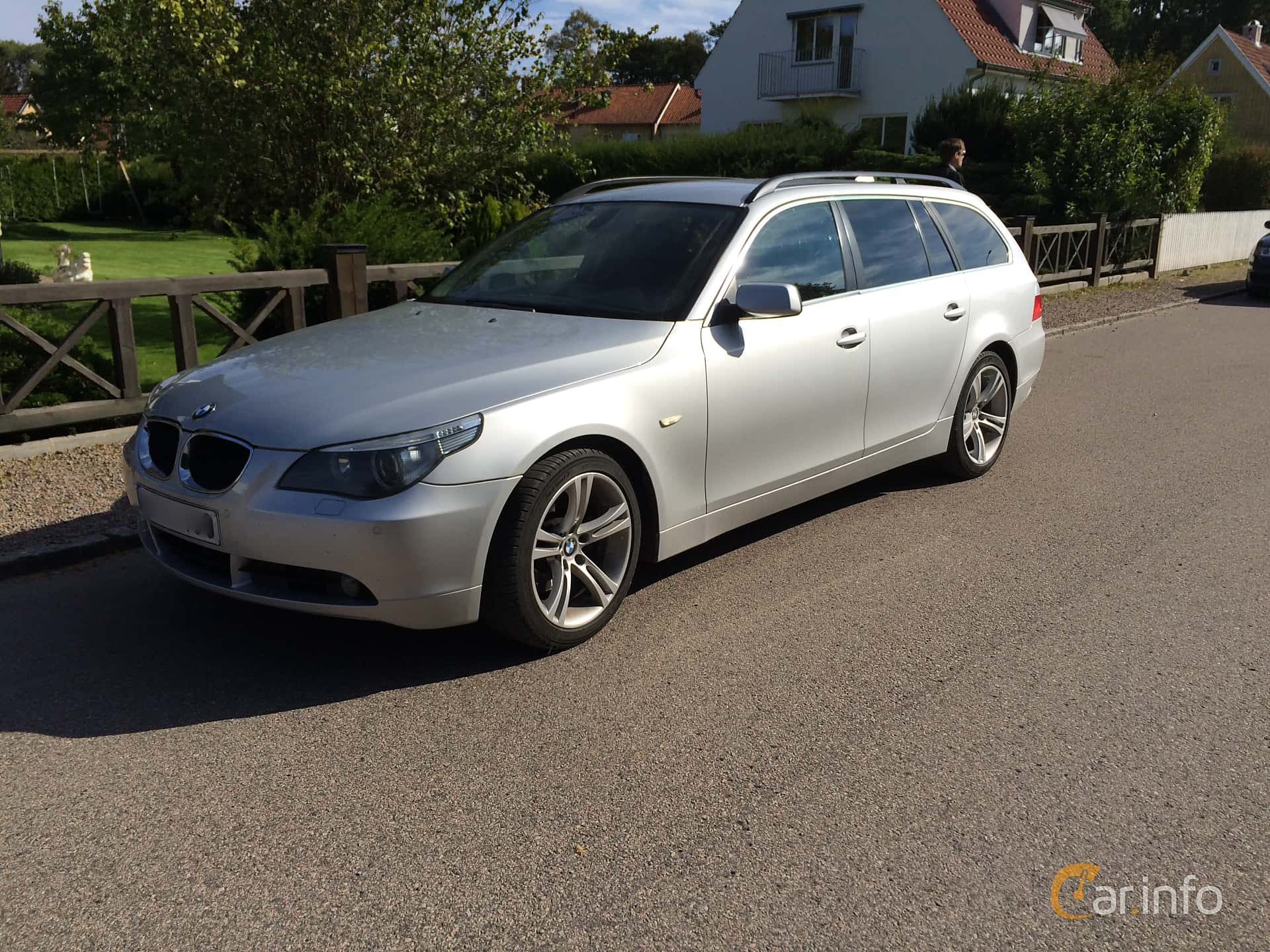 BMW 530d Touring  Automatic, 218hp, 2005