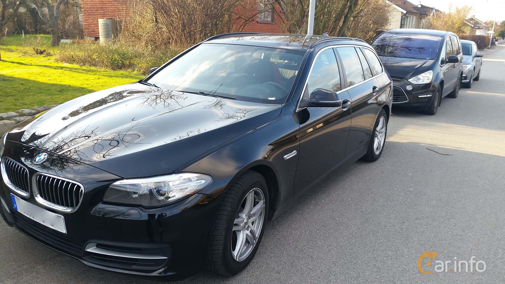 BMW 520i Touring  Steptronic, 184hp, 2014