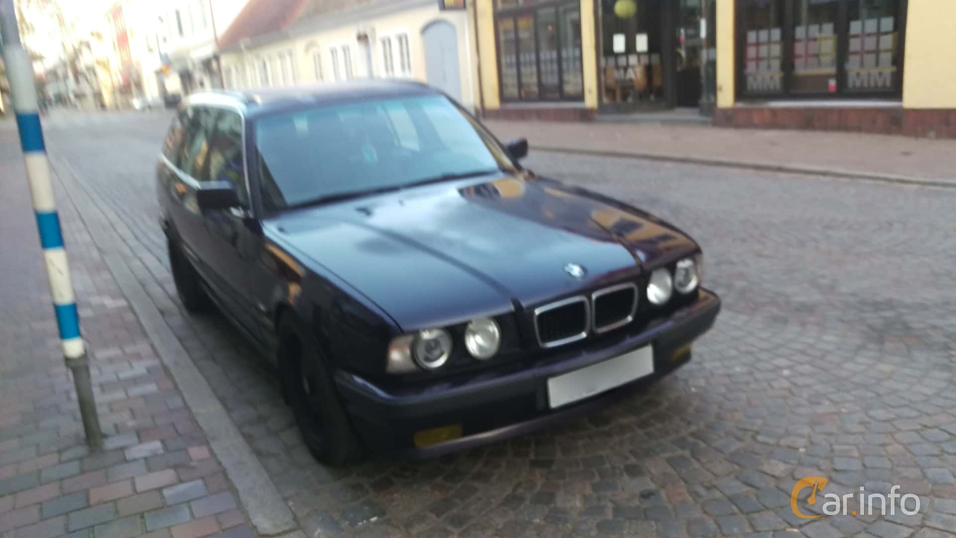 BMW 525i Touring  Manual, 192hp, 1996