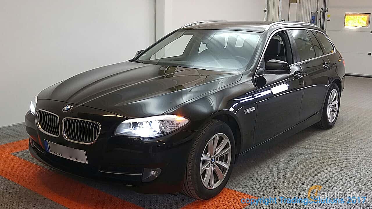 BMW 520i Touring Steptronic, 8-speed