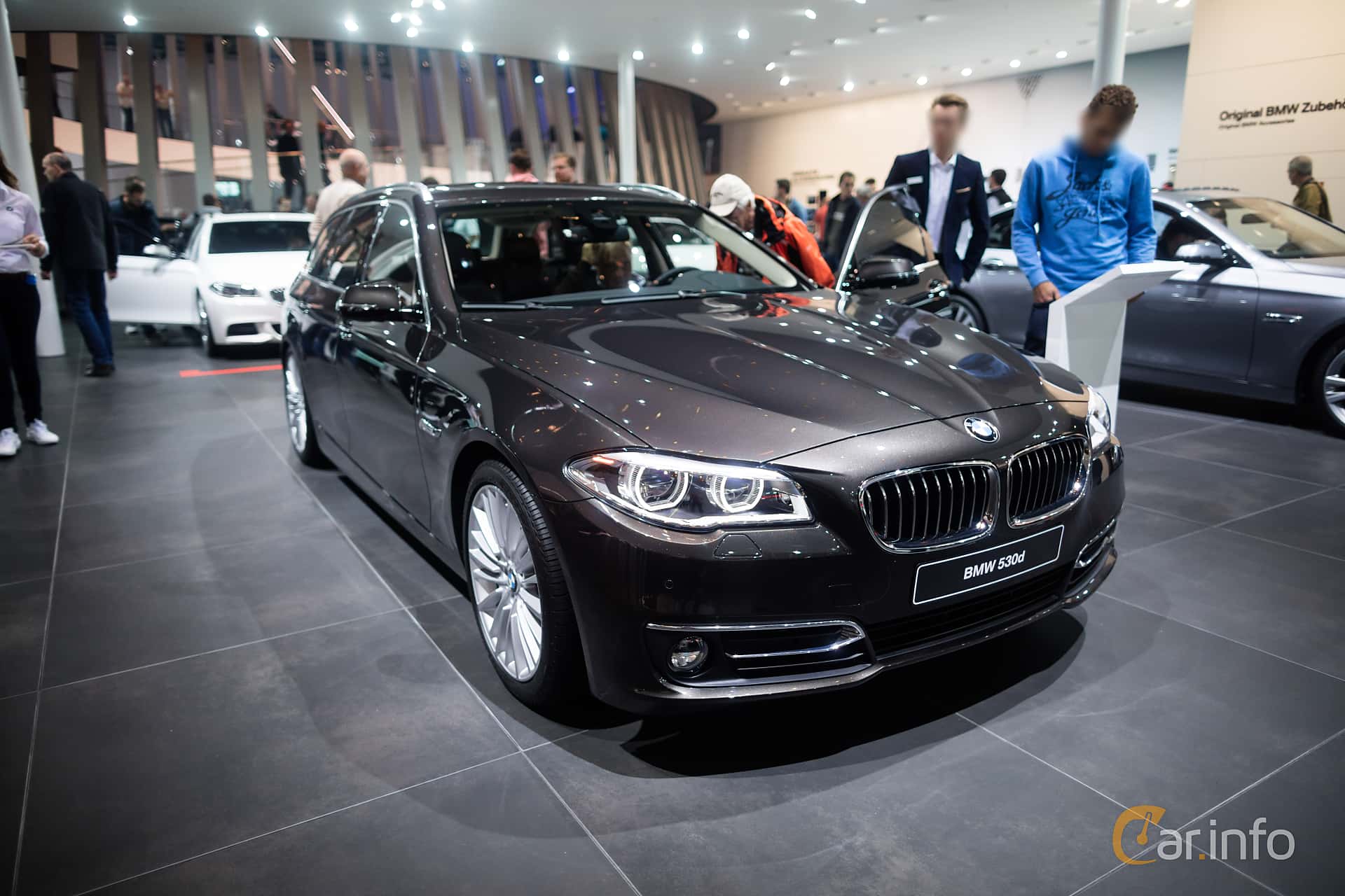 BMW 530d Touring  Steptronic, 258hp, 2014