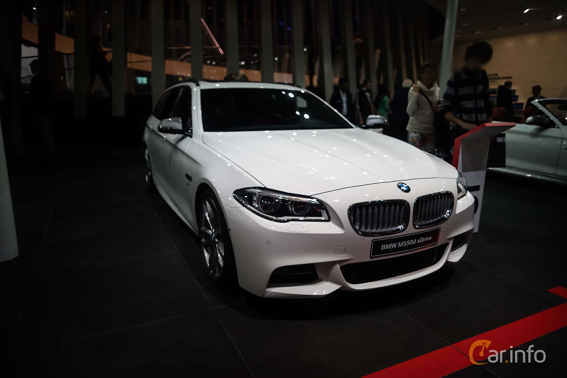 BMW M550d xDrive Touring  Steptronic, 381hp, 2016