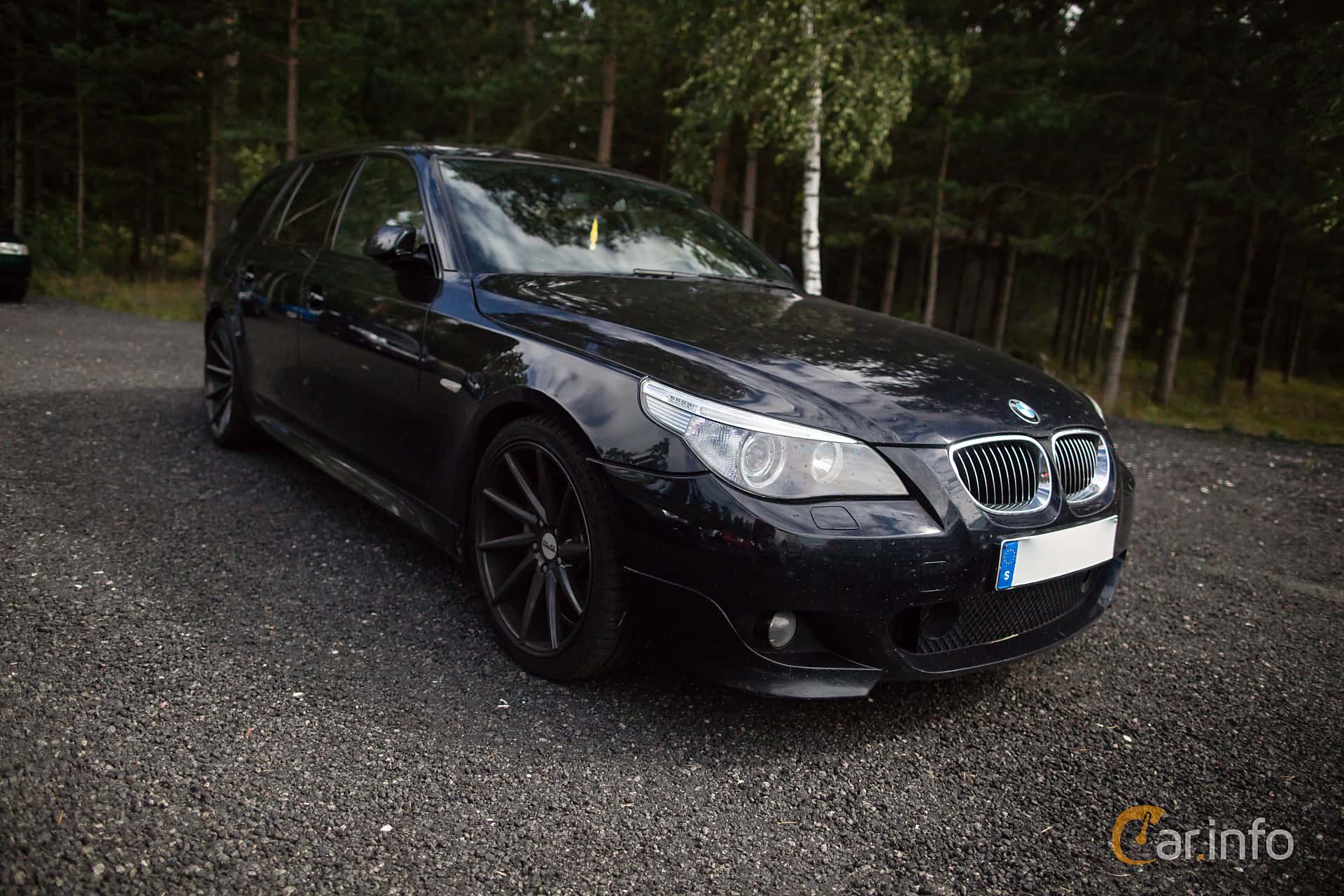 BMW 550i Touring  Manual, 367hp, 2005