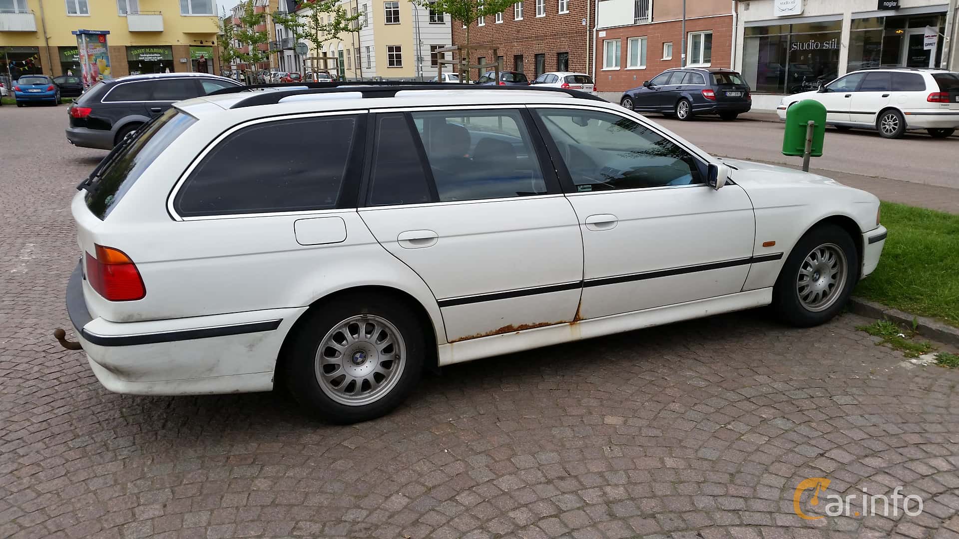 BMW 523i Touring  170hp, 1999