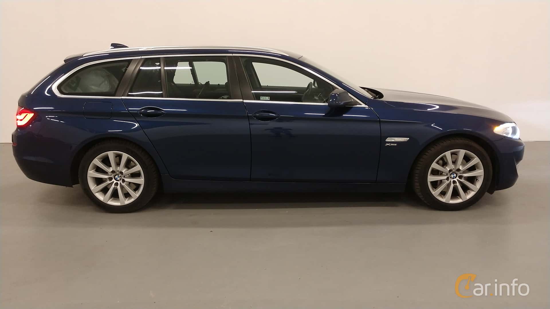 BMW 530d xDrive Touring  Steptronic, 258hp, 2012