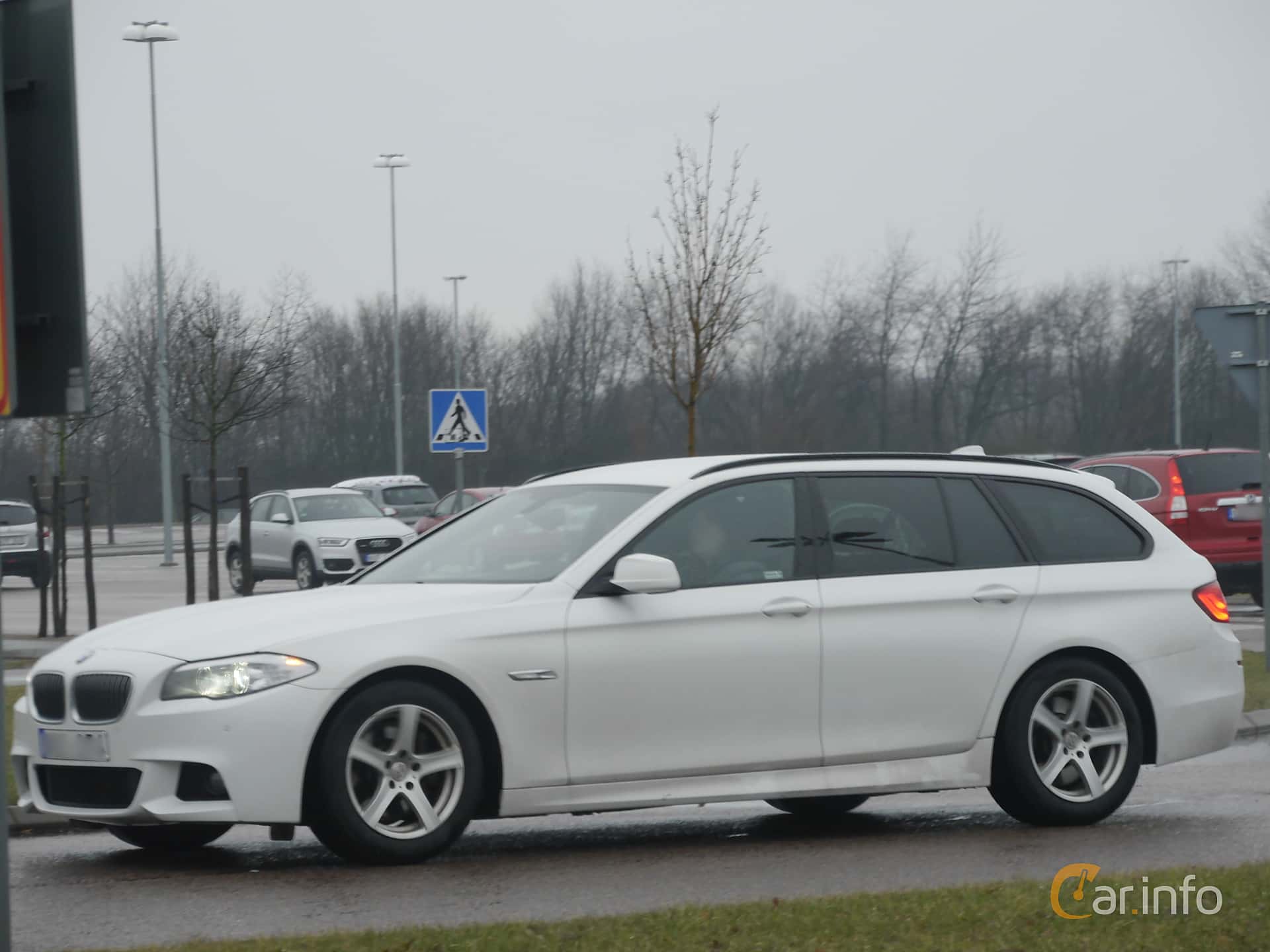 BMW 530d Touring  258hp, 2013