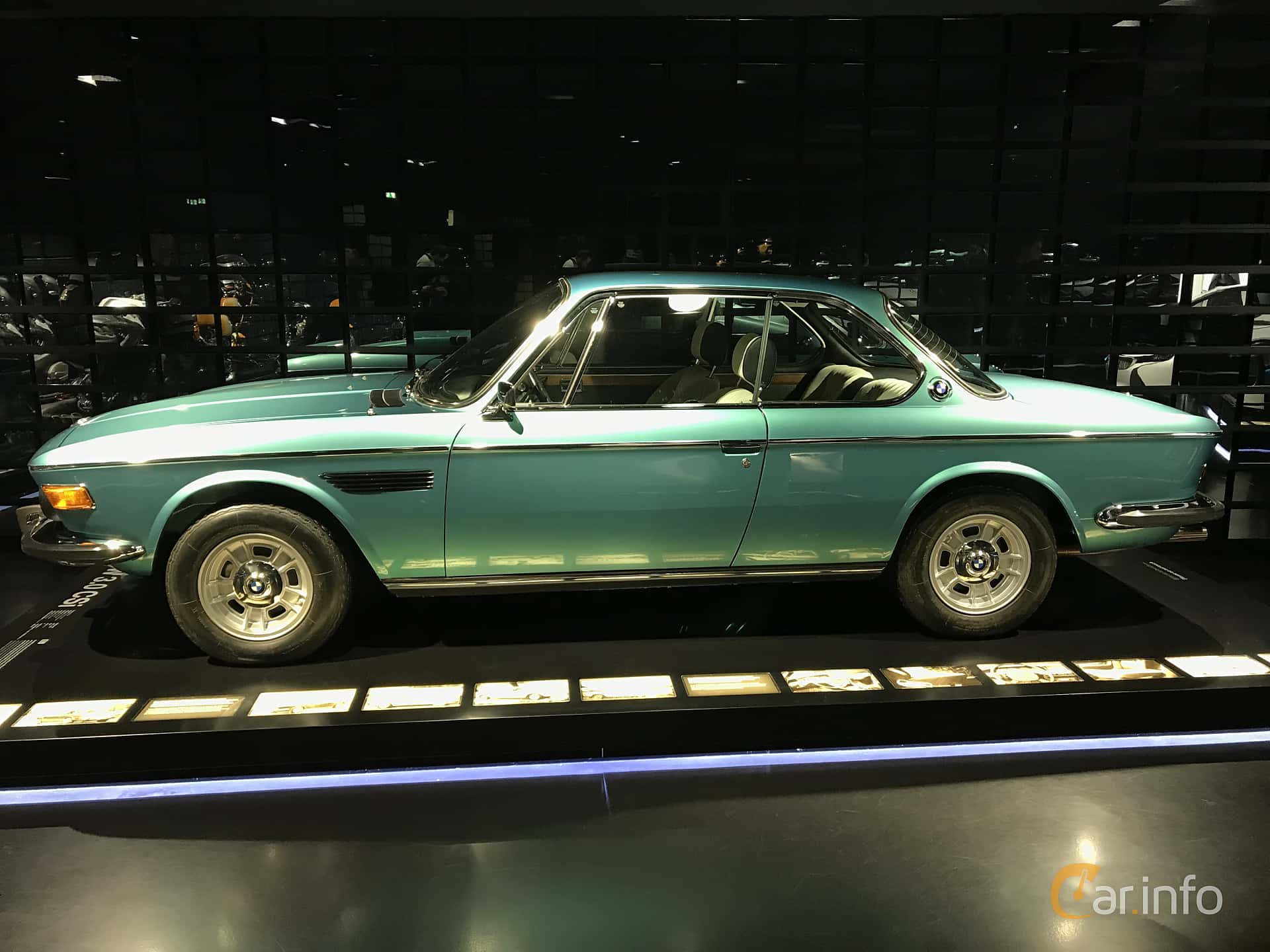 BMW 3.0 CSi  Manual, 200hp, 1971