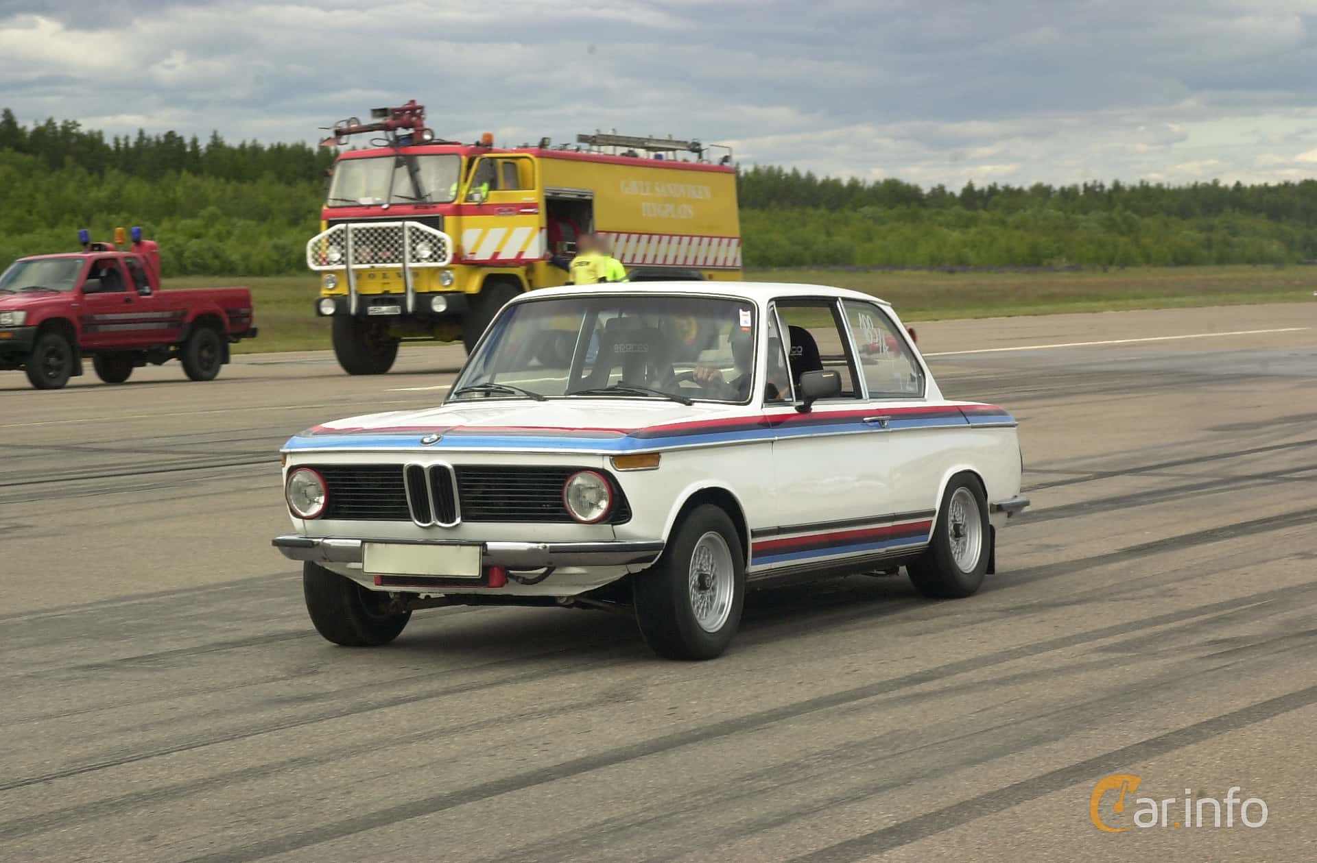 BMW 2002 tii 2-door  130hp, 1975