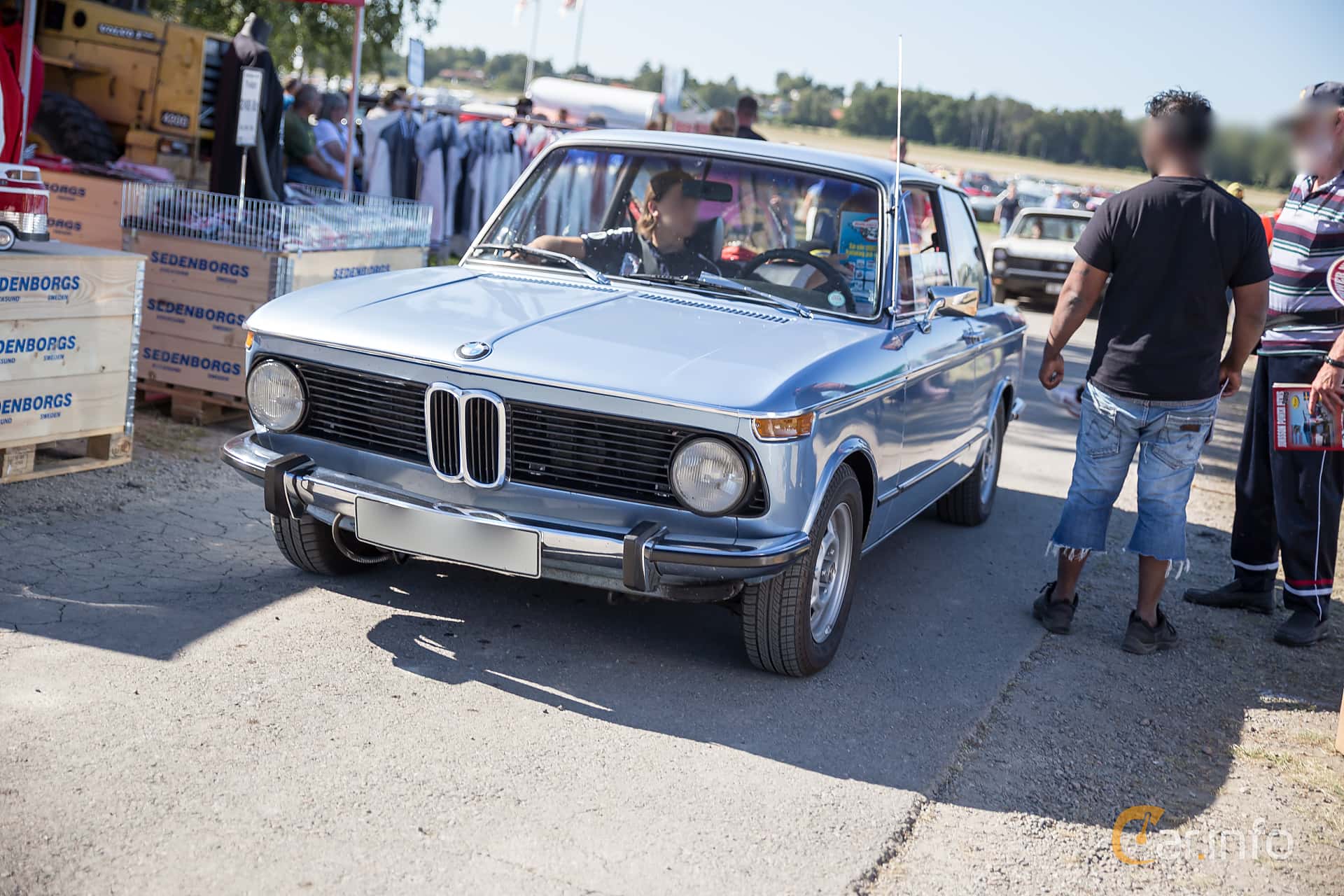 BMW 2002 2-door  Automatic, 100hp, 1974