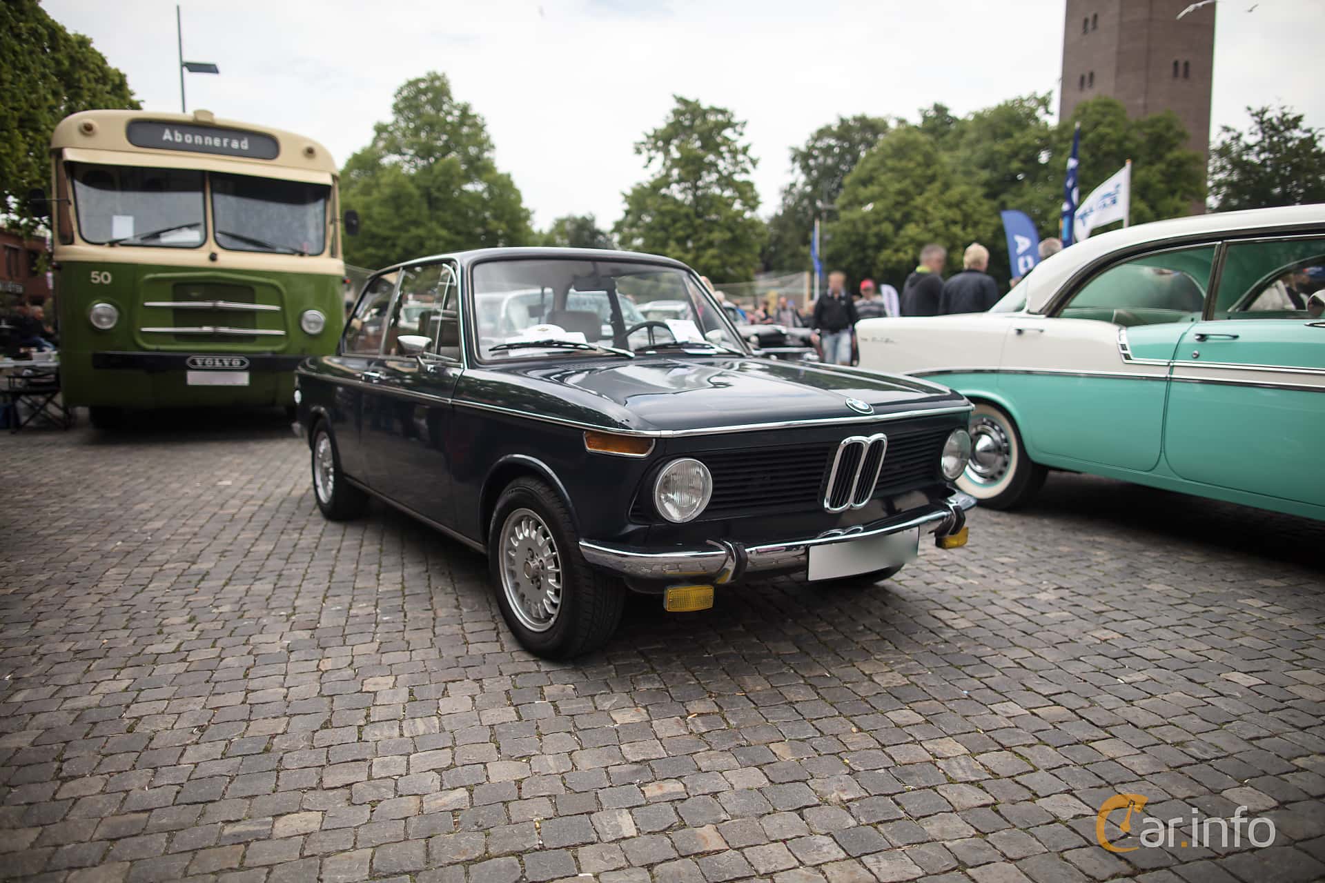 BMW 2002 2-door  Automatic, 100hp, 1970
