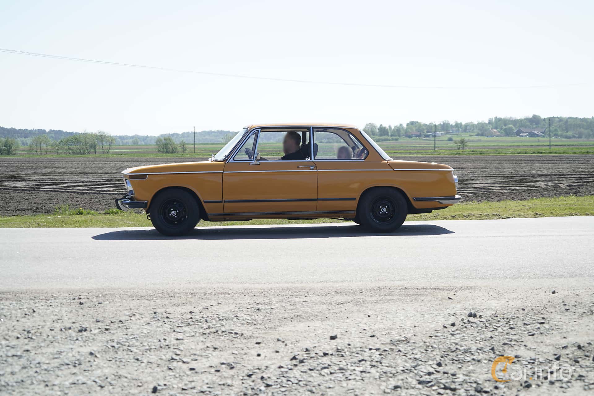 BMW 2002 TI 2-door Manual, 4-speed