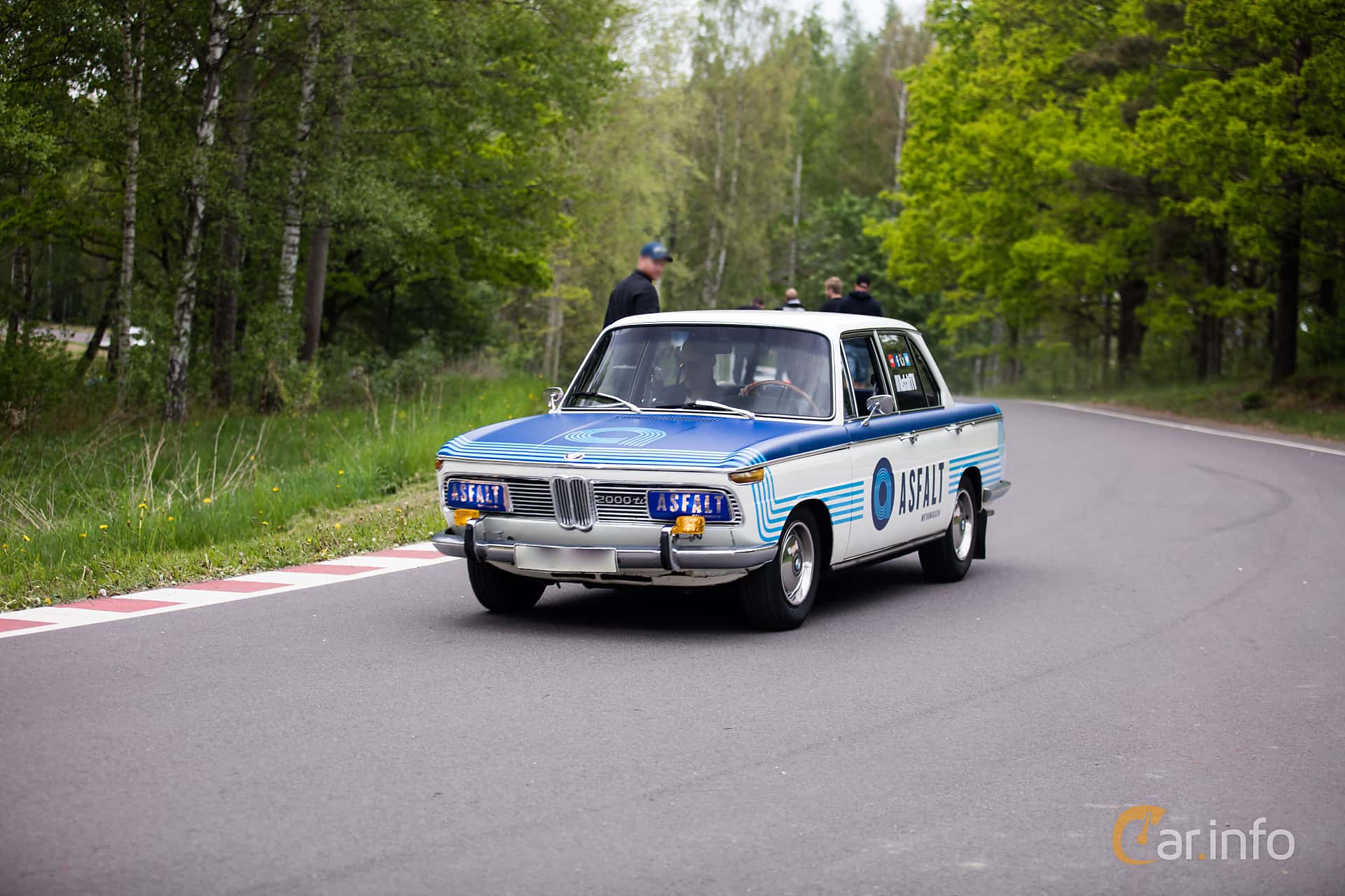 BMW 2000 TI 4-door  Manual, 120hp, 1969