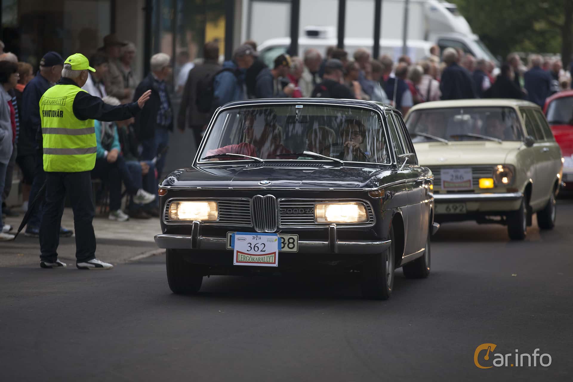 BMW 1800 TI 4-door