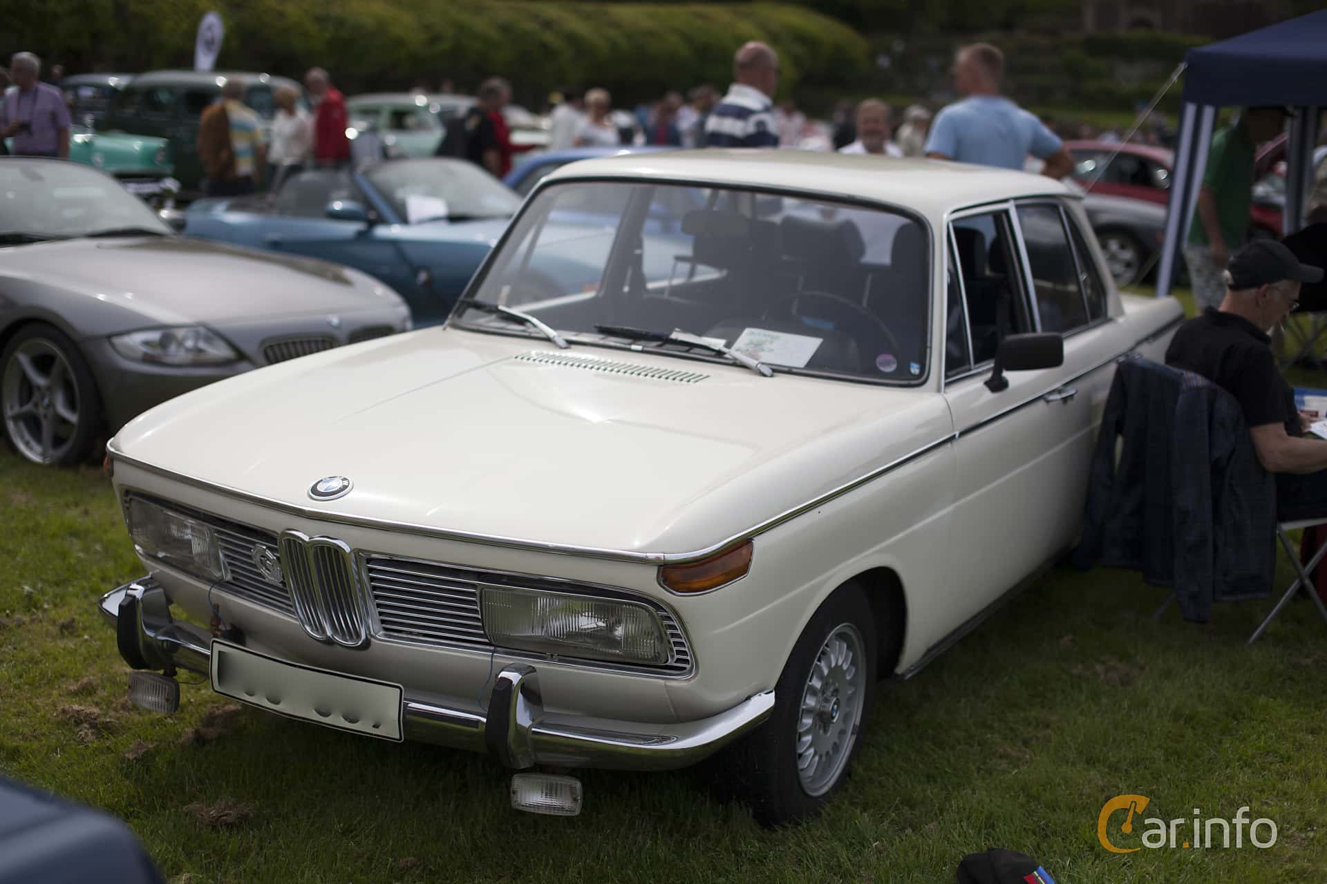 BMW 2000 4-door  Manual, 100hp, 1972