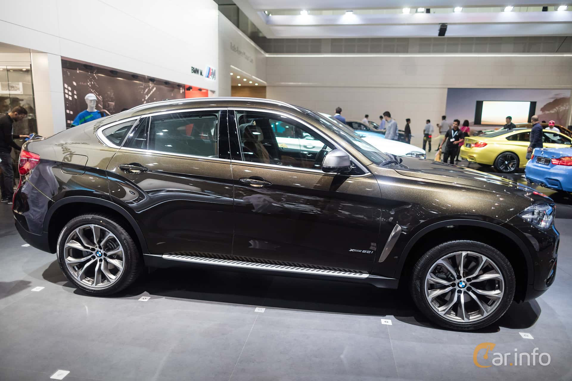 BMW X6 xDrive50i  Steptronic, 450hp, 2016