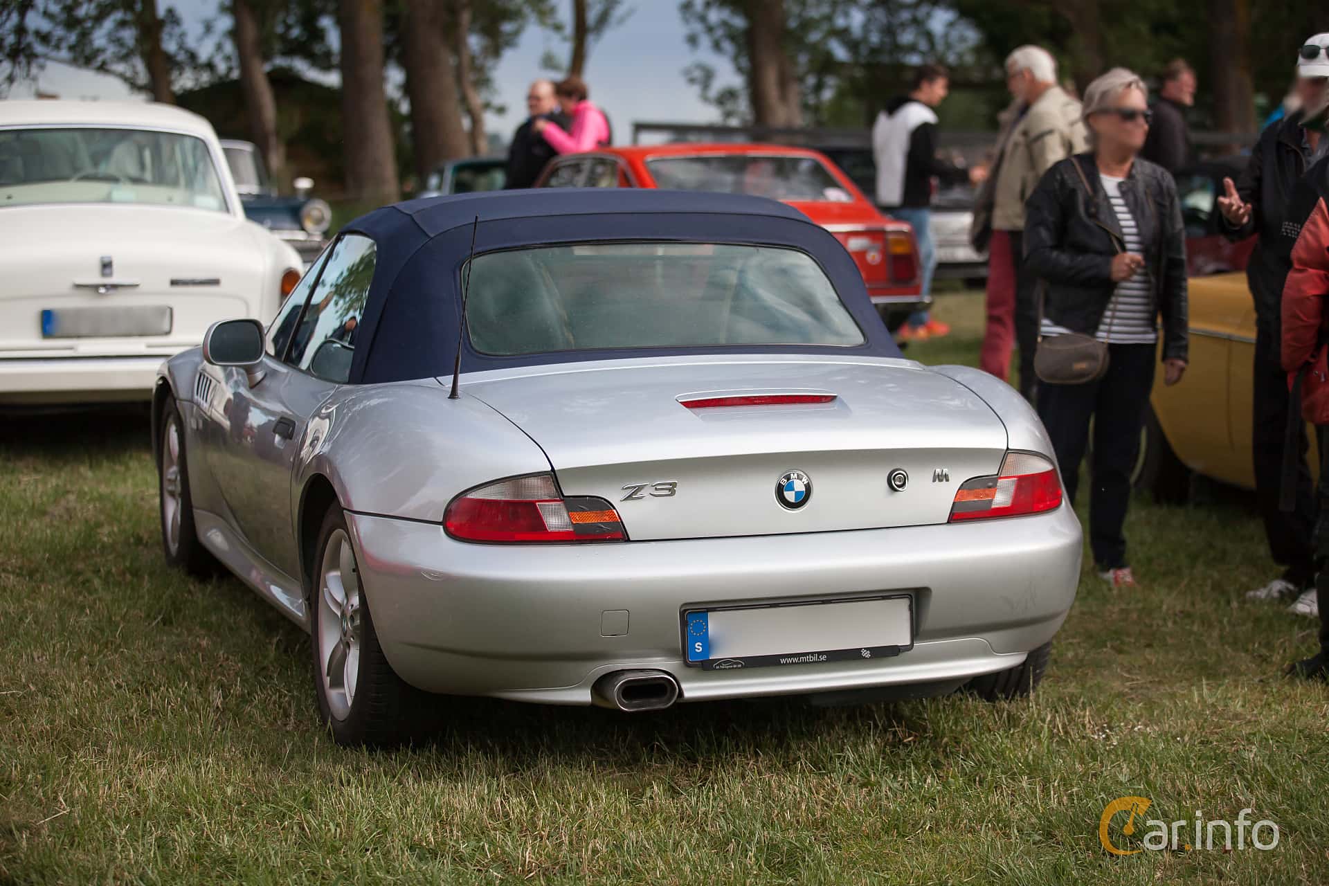 BMW Z3 1.9i Roadster  Manual, 118hp, 2000