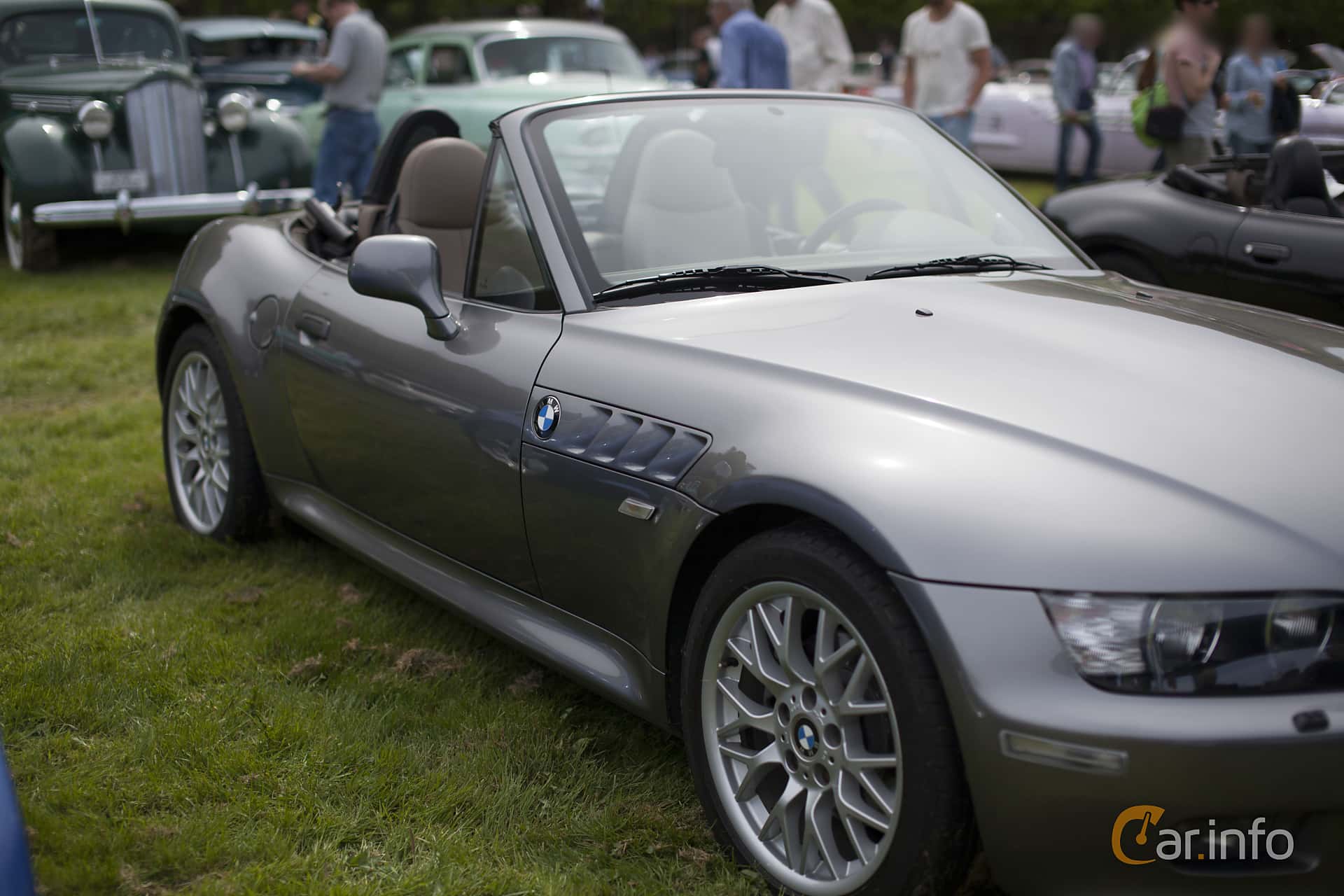 BMW Z3 3.0i Roadster  Manual, 231hp, 2002
