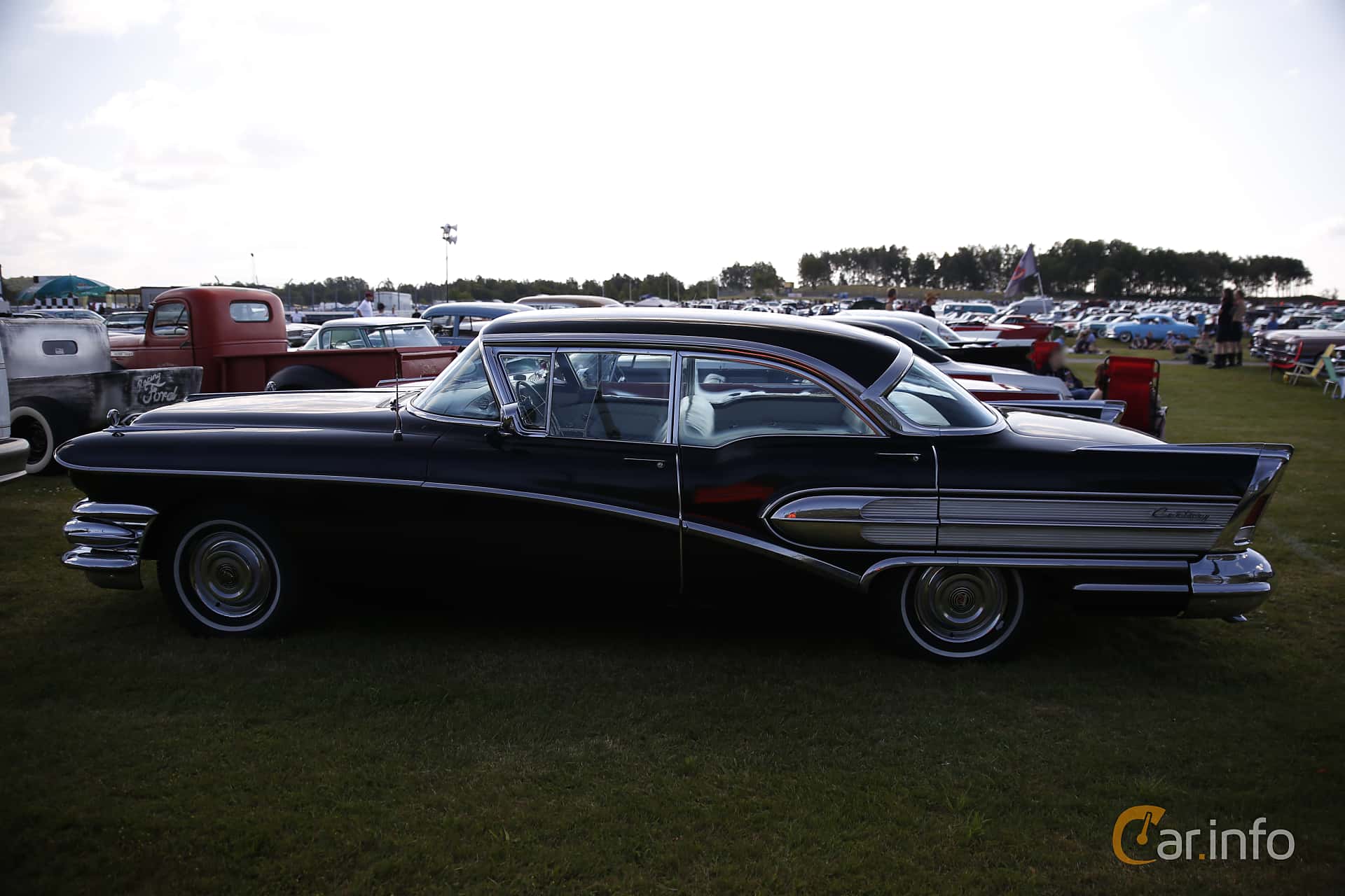 Buick Century 4-door Riviera 6.0 V8 Automatic, 305hp, 1958