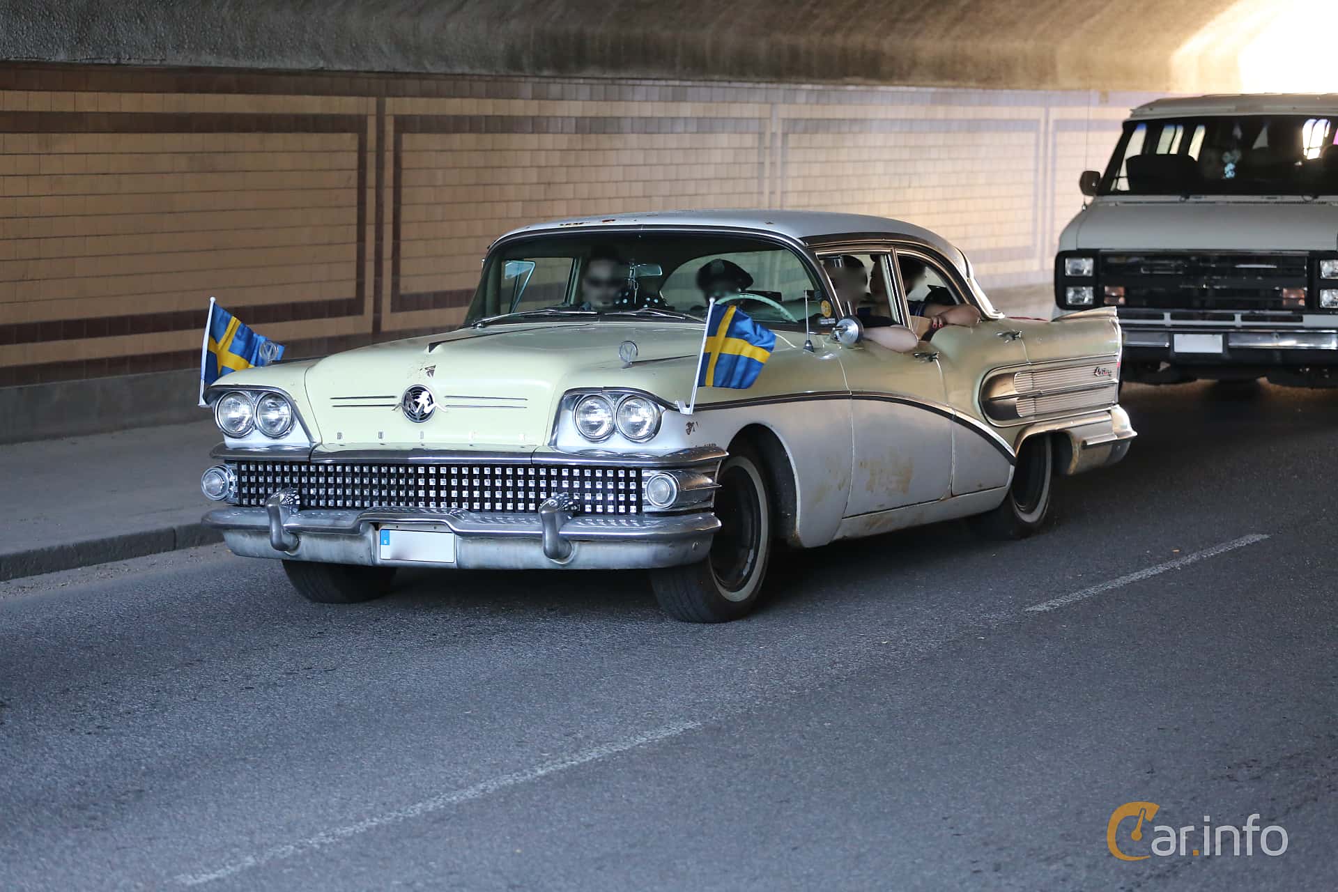 Buick Century Sedan 6.0 V8 Automatic, 305hp, 1958