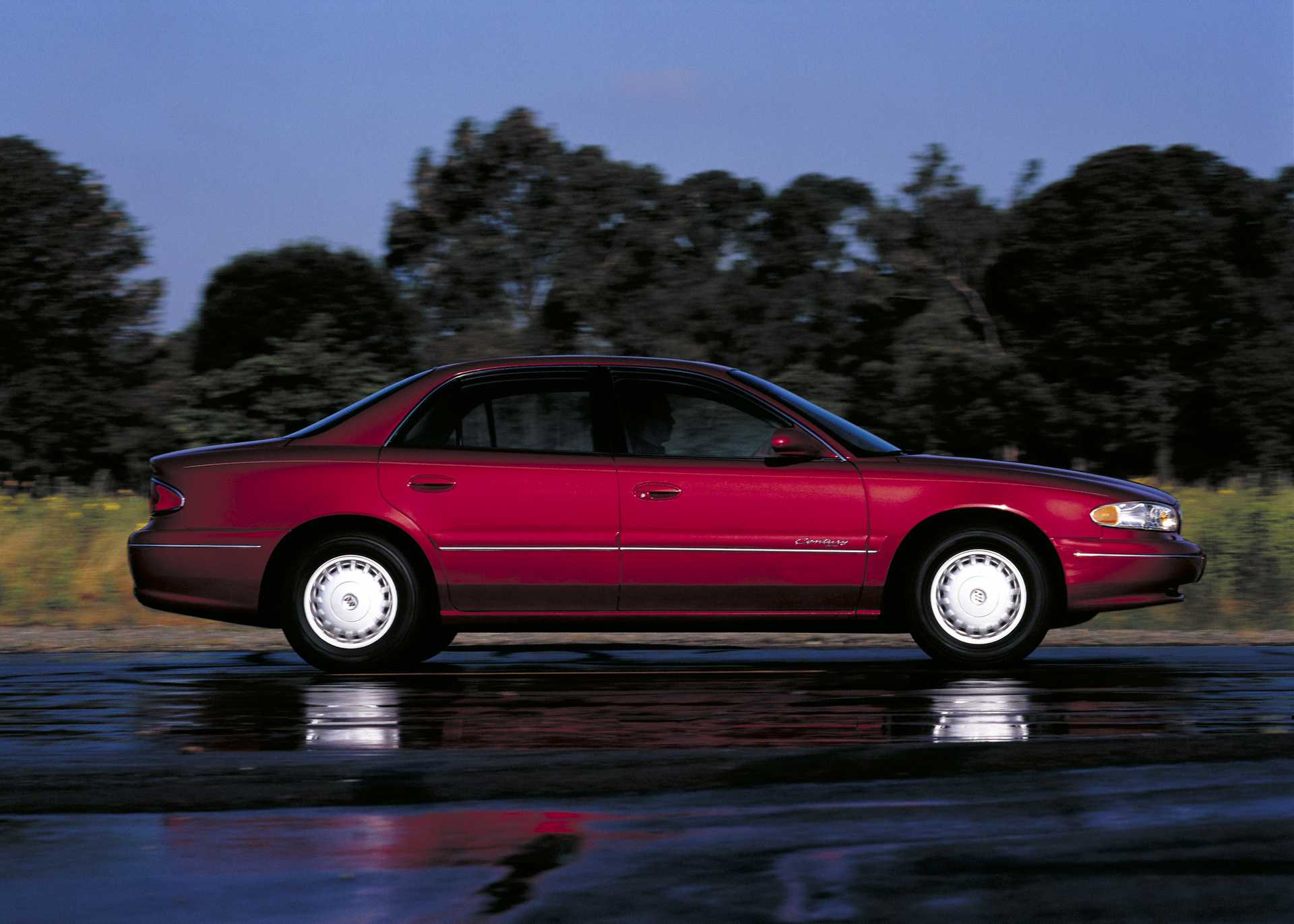 Buick Century 3.1 V6 Hydra-Matic, 177hp, 2000