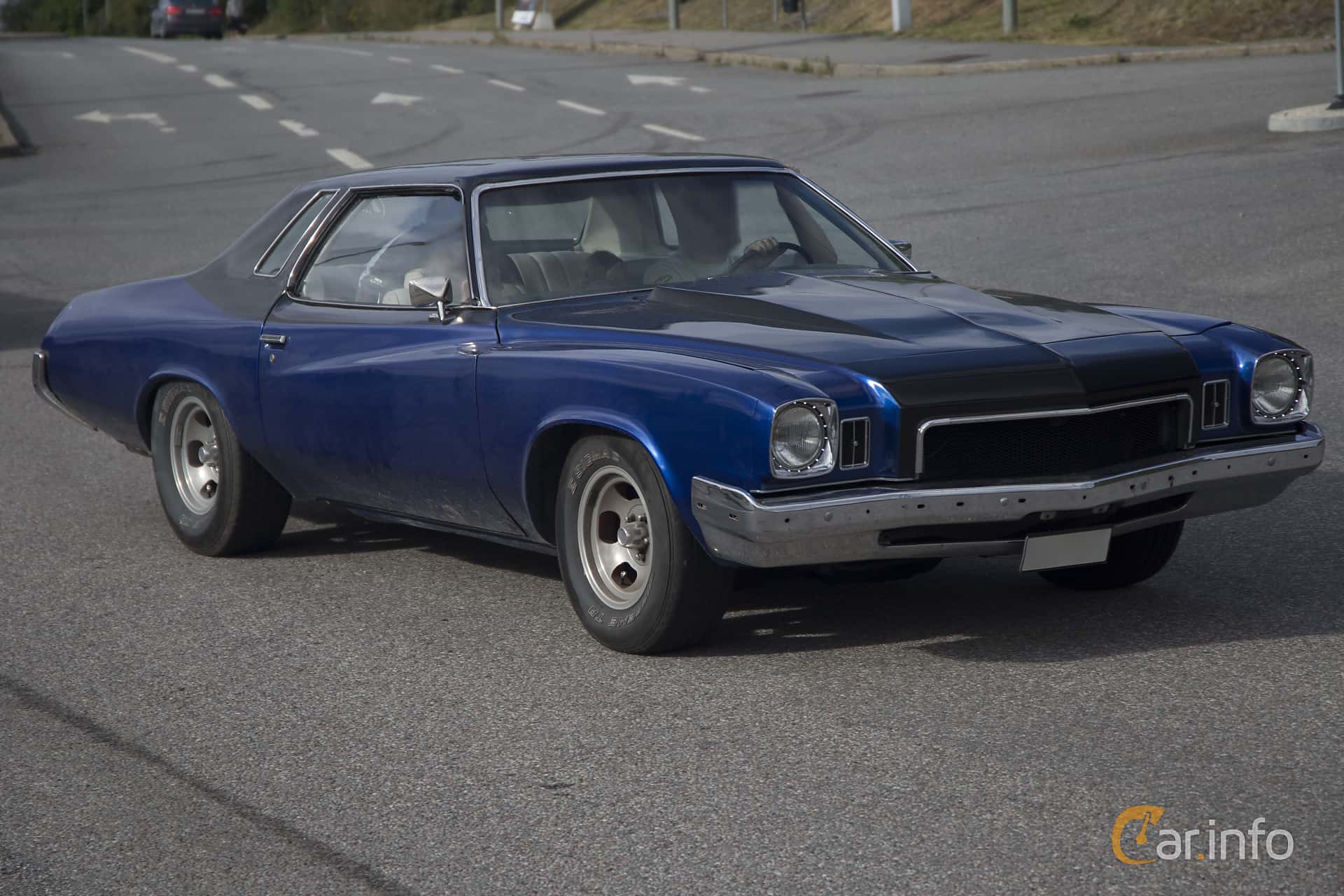 Buick Century Luxus Collonade Hardtop Sedan 5.7 V8 152hp, 1974