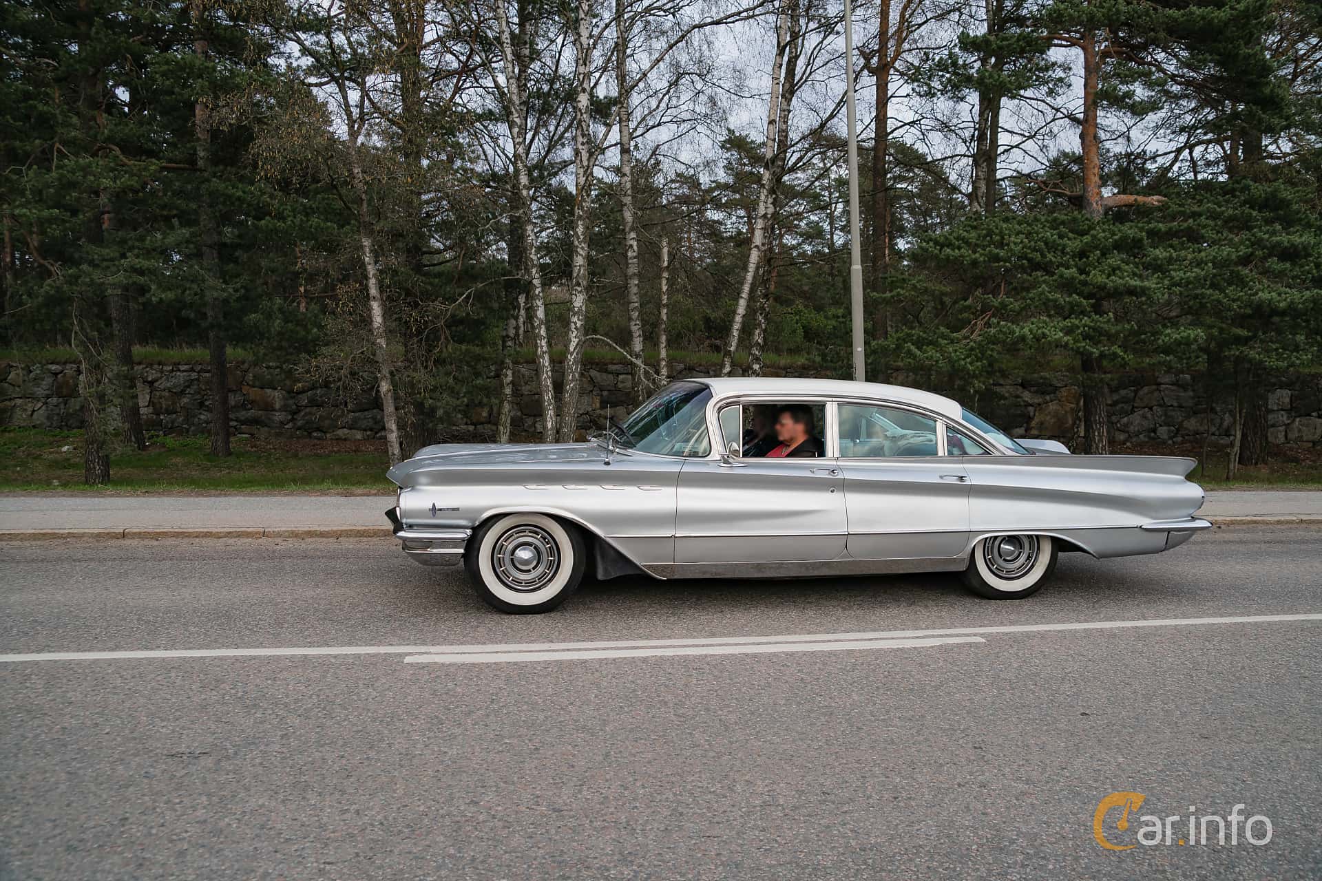 Buick Electra Sedan 6.6 V8 Automatic, 330hp, 1960