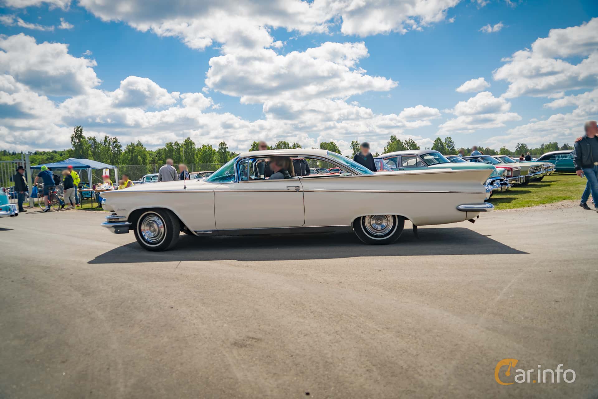 Buick Invicta 6.6 V8 1st Generation, Automatic, 2-speed