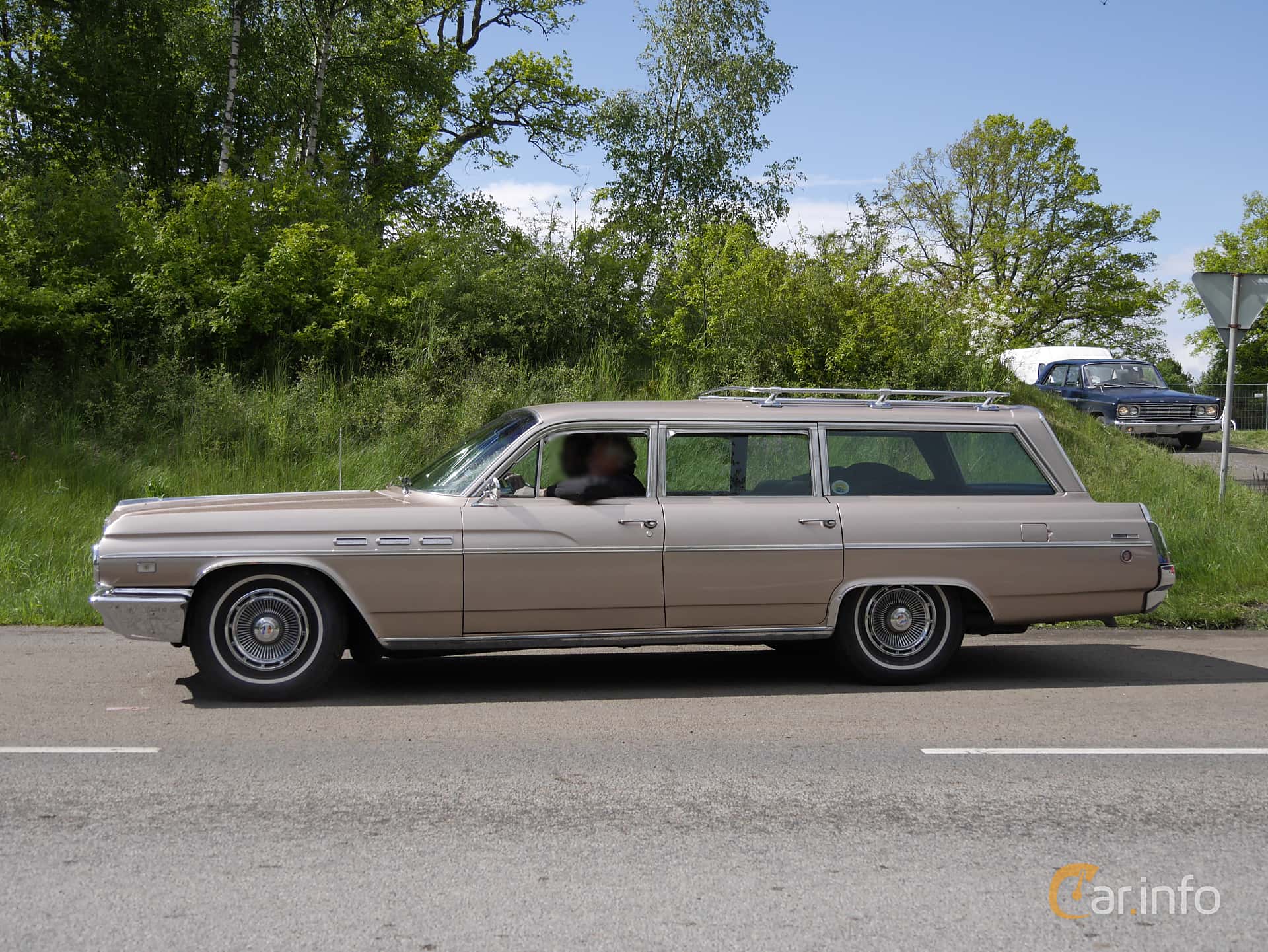 Buick Invicta Estate Wagon 6.6 V8 Manual, 330hp, 1963
