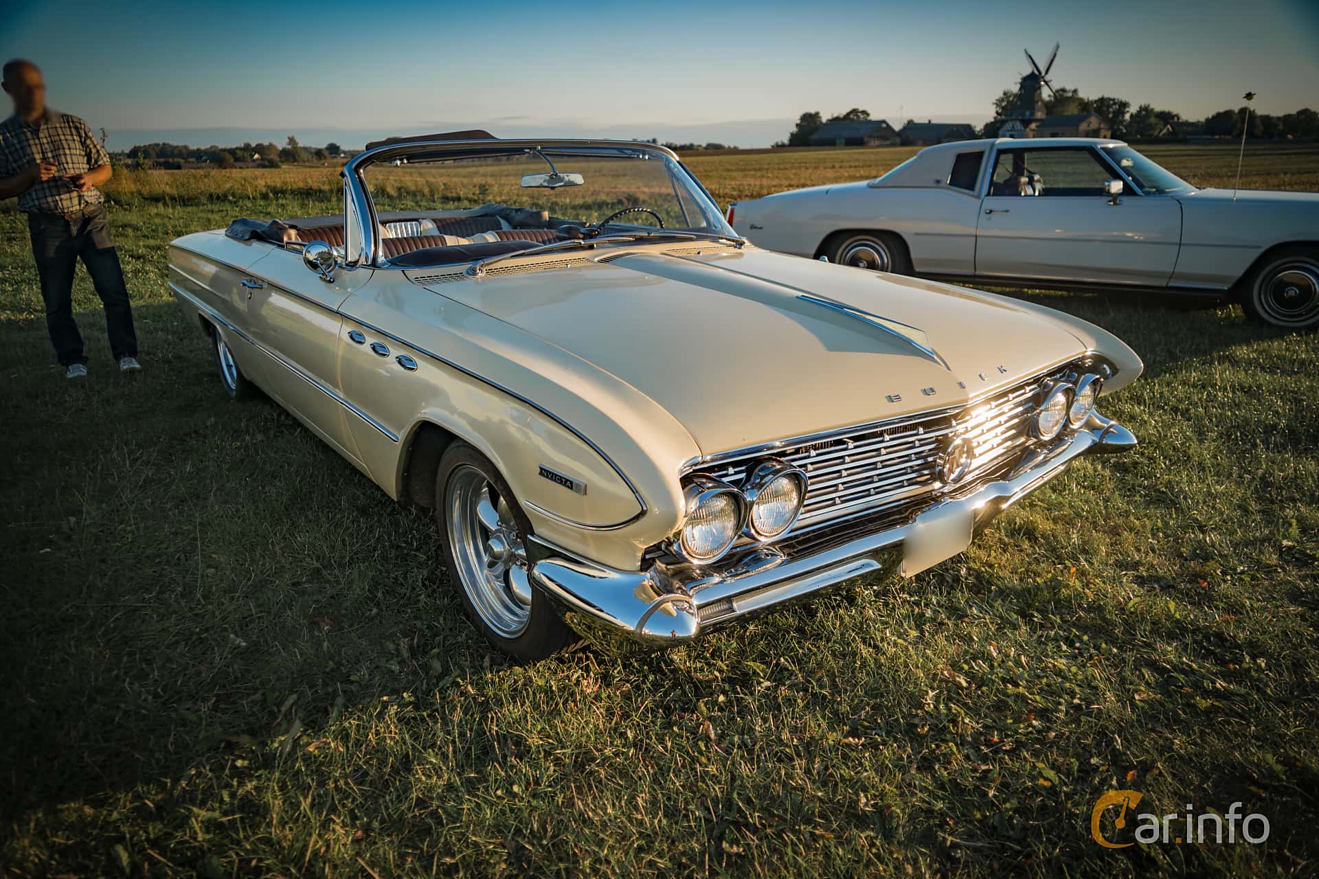 Buick Invicta Convertible 6.6 V8 Automatic, 330hp, 1961