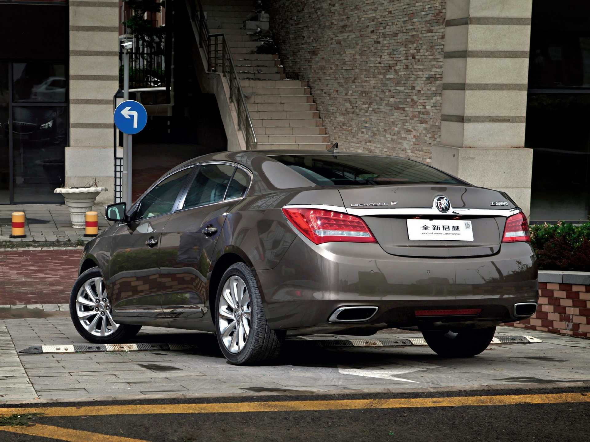 Buick LaCrosse 2.0 Hydra-Matic, 254hp, 2015
